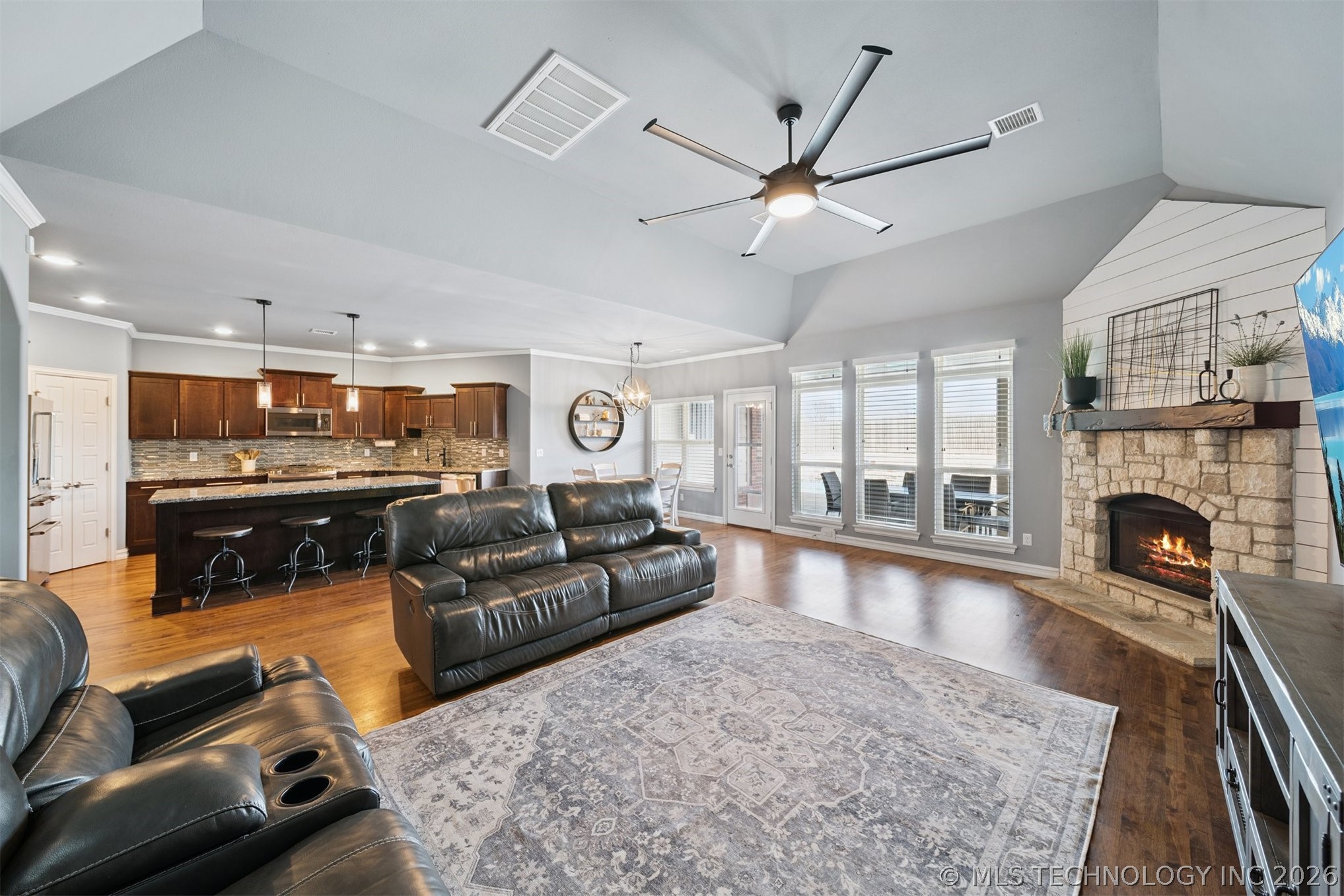 2101 W 117th Street Property Photo 20