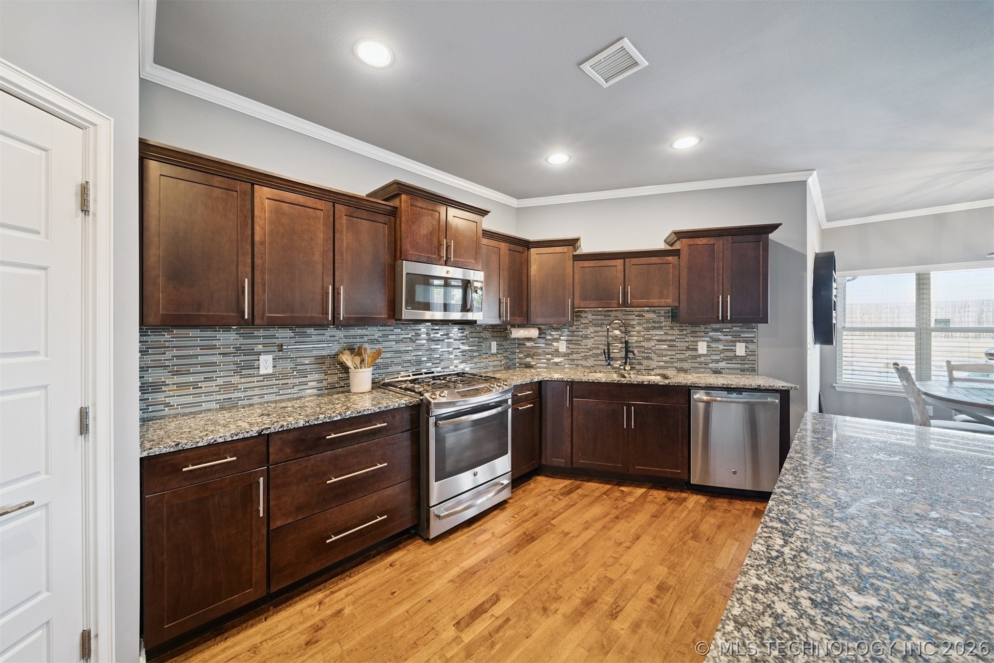 2101 W 117th Street Property Photo 22