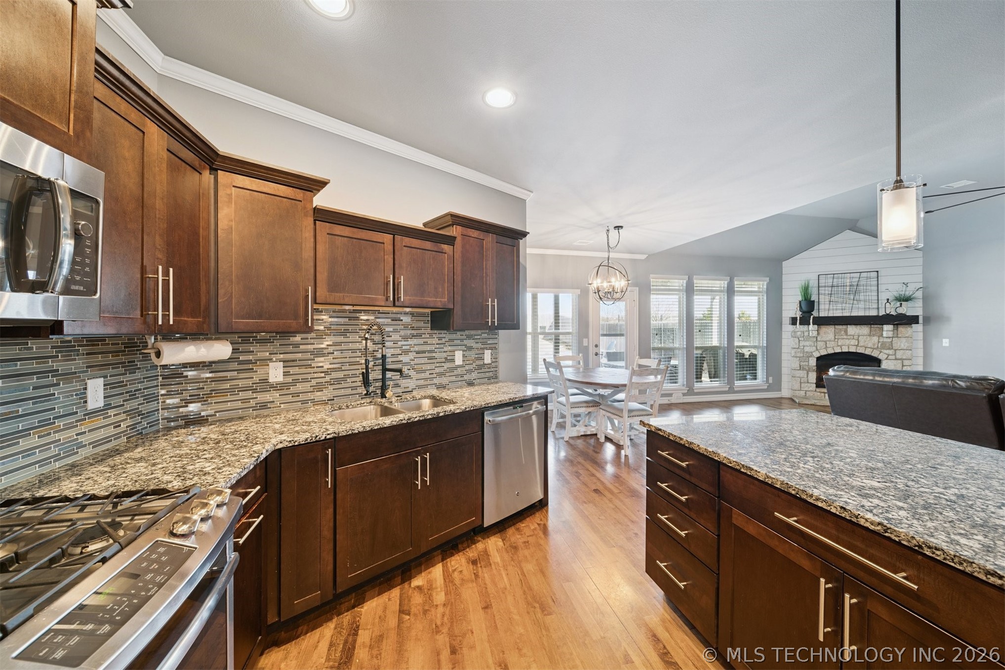 2101 W 117th Street Property Photo 24