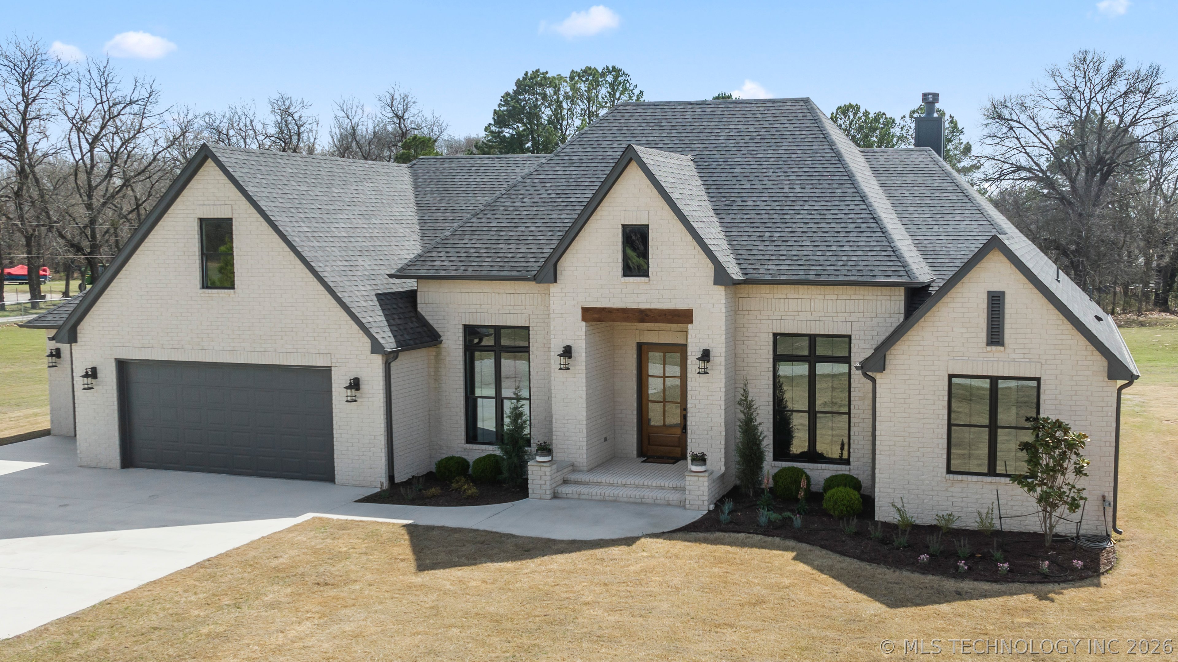 25672 E 166th Street Property Photo 1