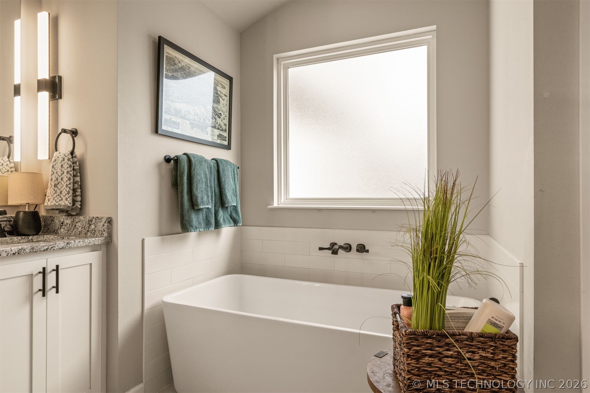 25672 E 166th Street Property Photo 41