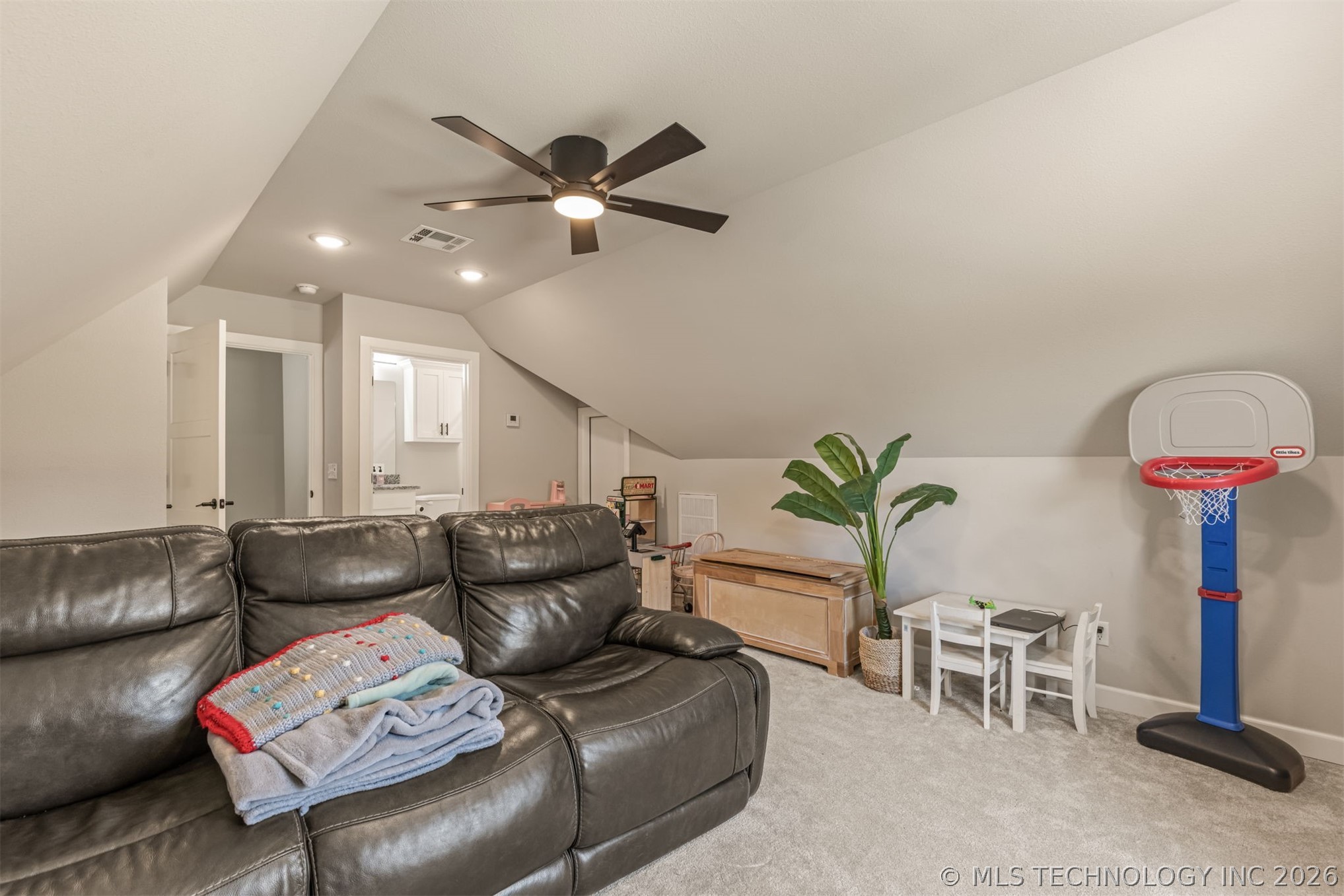 25672 E 166th Street Property Photo 61