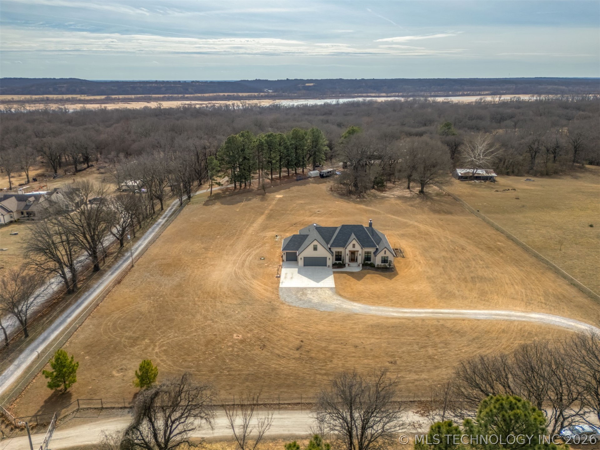 25672 E 166th Street Property Photo 86