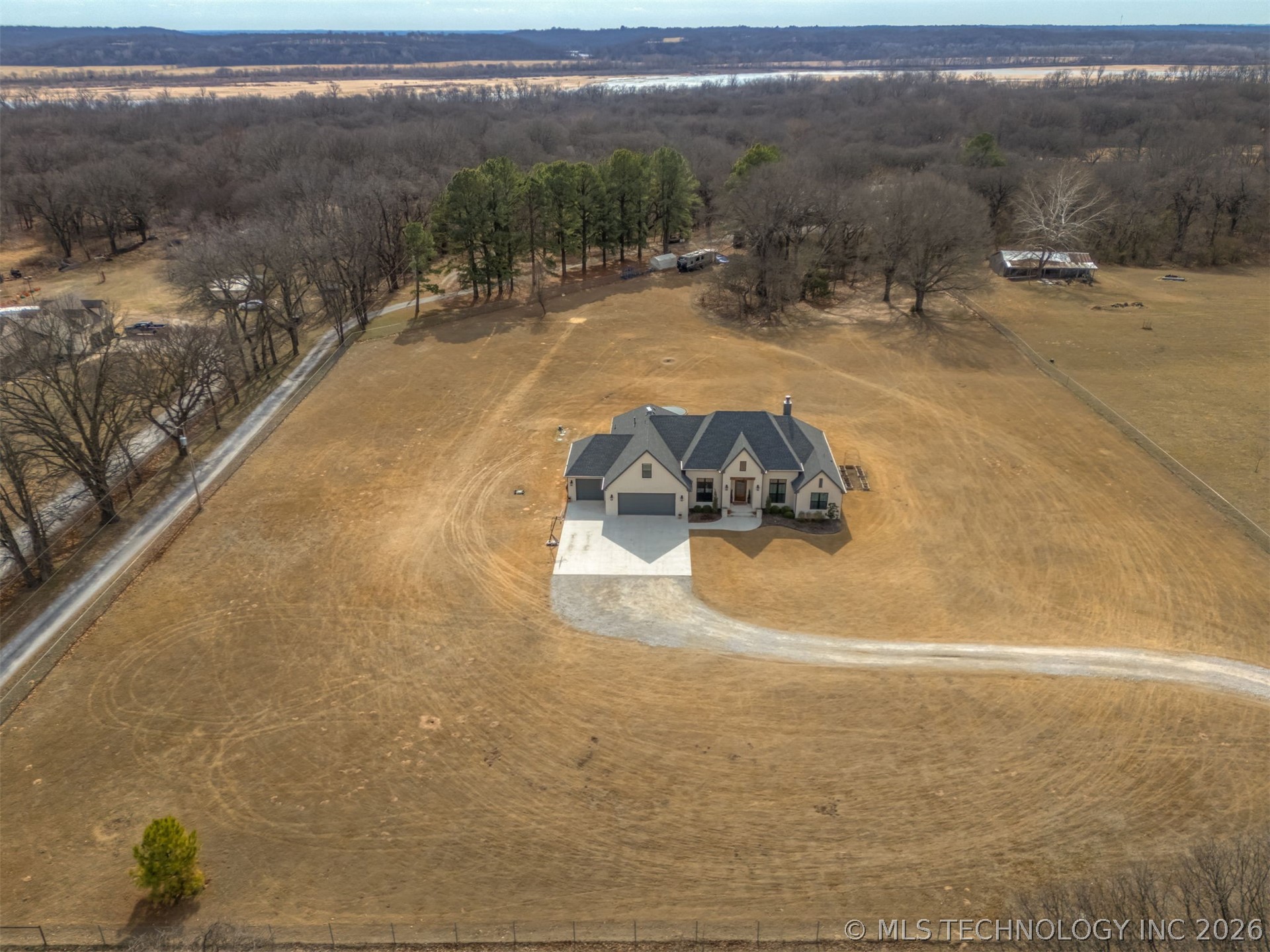 25672 E 166th Street Property Photo 87