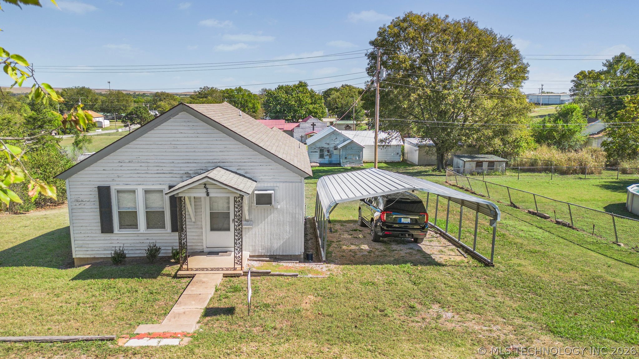 236 N Wilson Street Property Photo 2