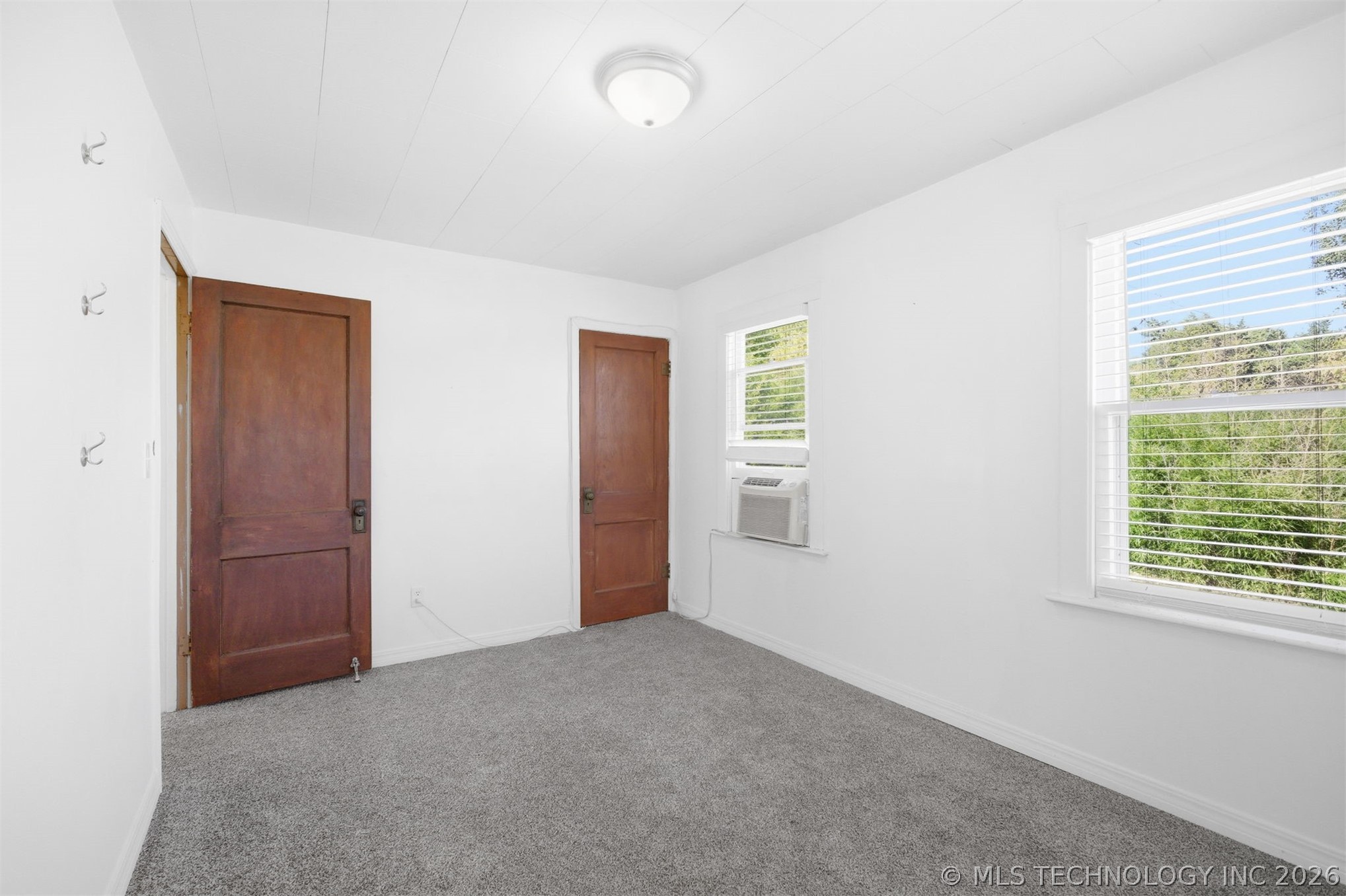 236 N Wilson Street Property Photo 15