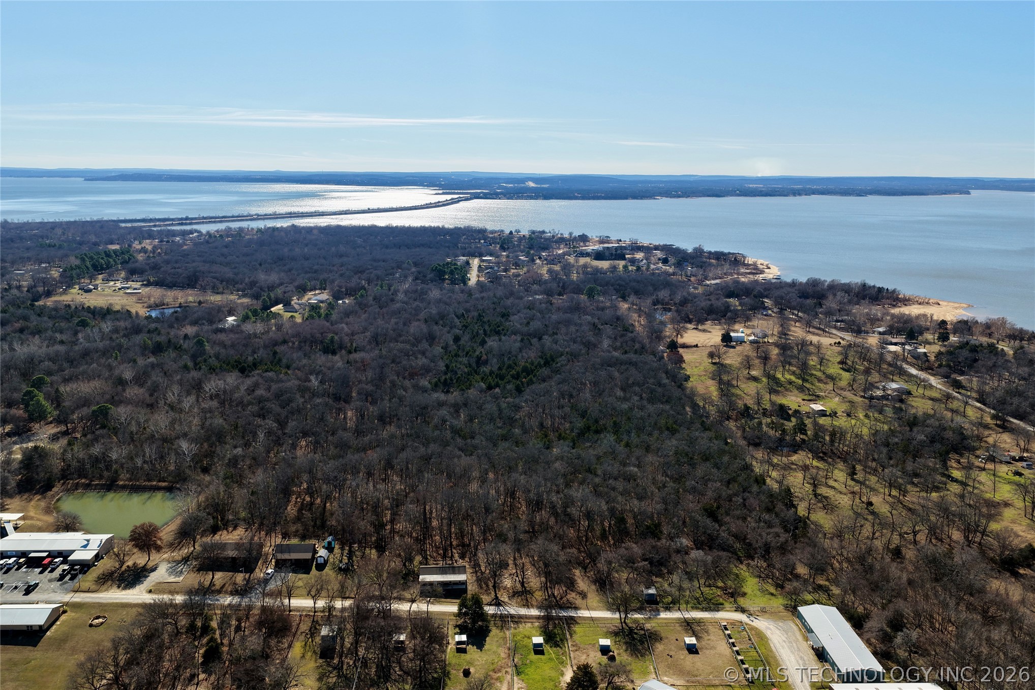 417188 E 1135 Road Property Photo 4