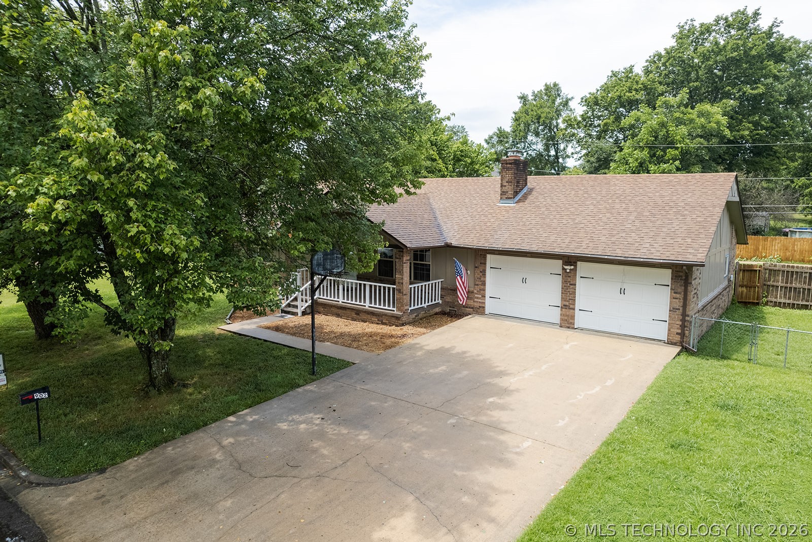 902 S Mission Avenue Property Photo 2