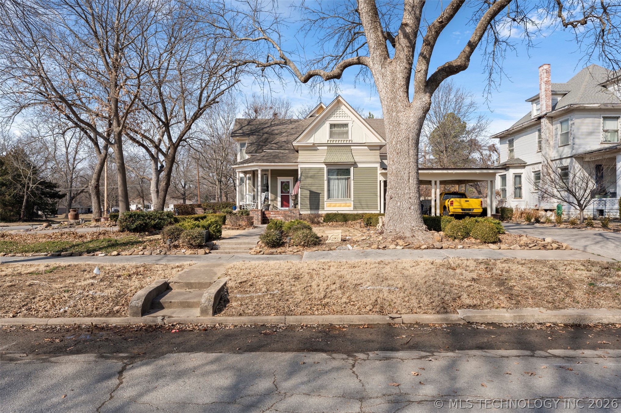 247 S Smith Street Property Photo 42