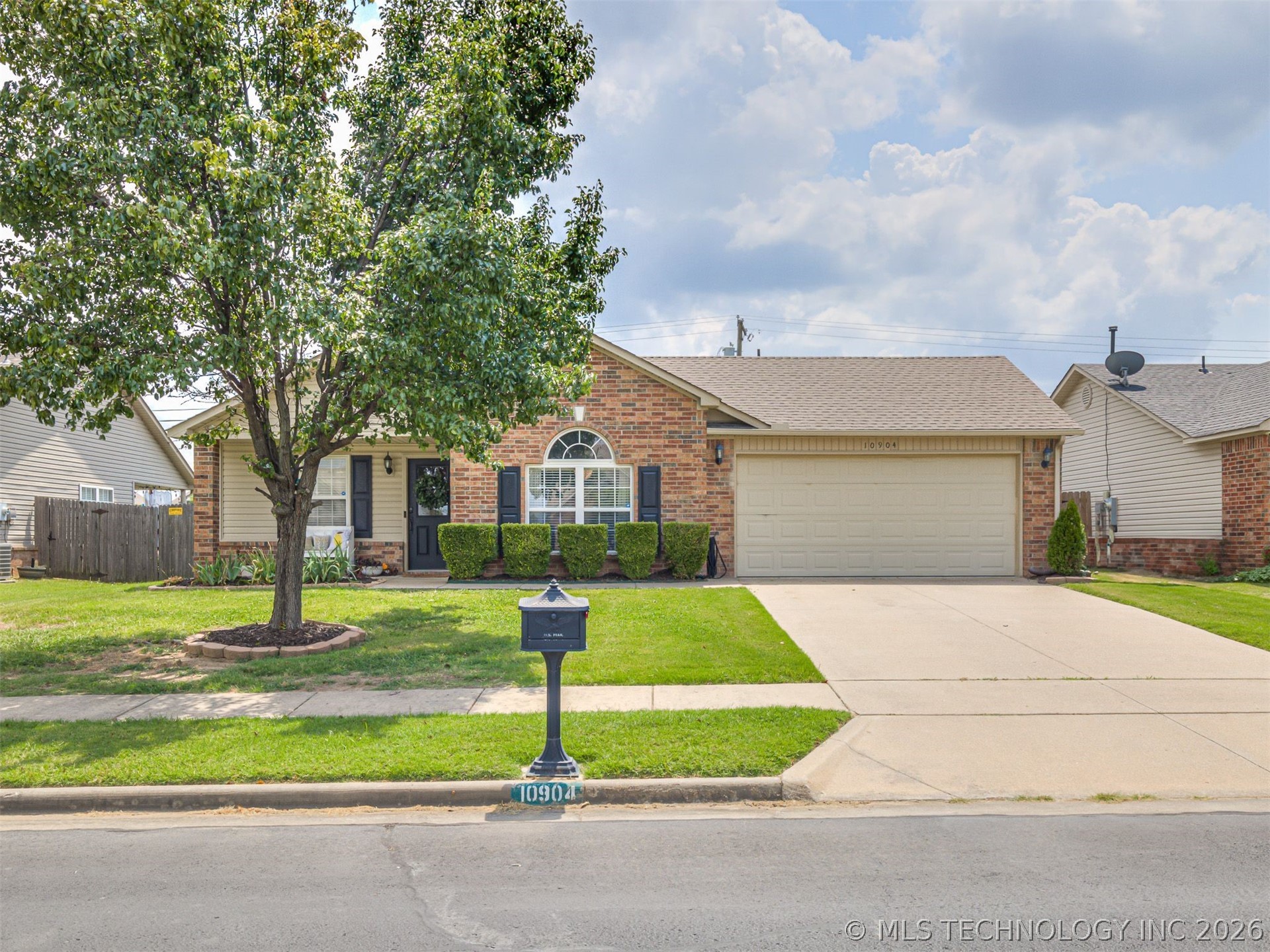 10904 E 123rd Street North Property Photo 3