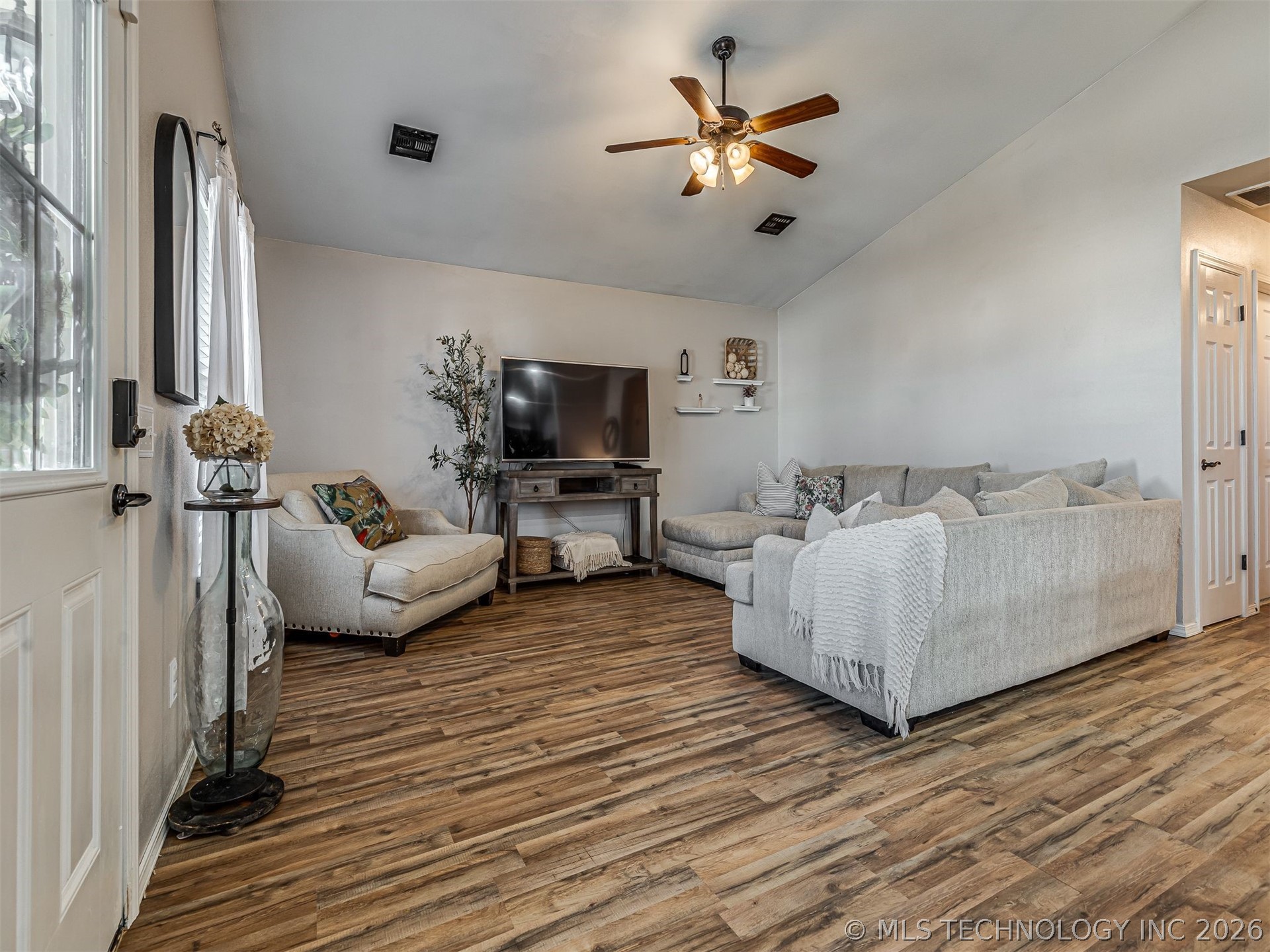 10904 E 123rd Street North Property Photo 7