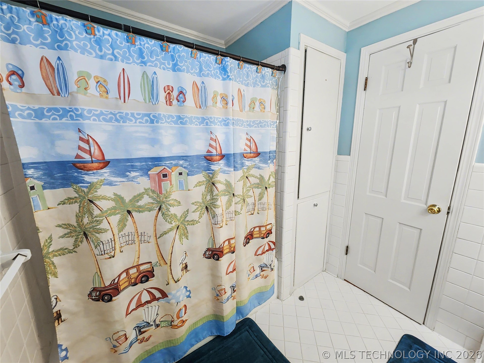 425 E Seneca Street Property Photo 58