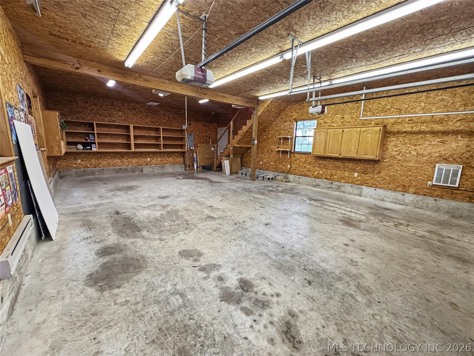 425 E Seneca Street Property Photo 75