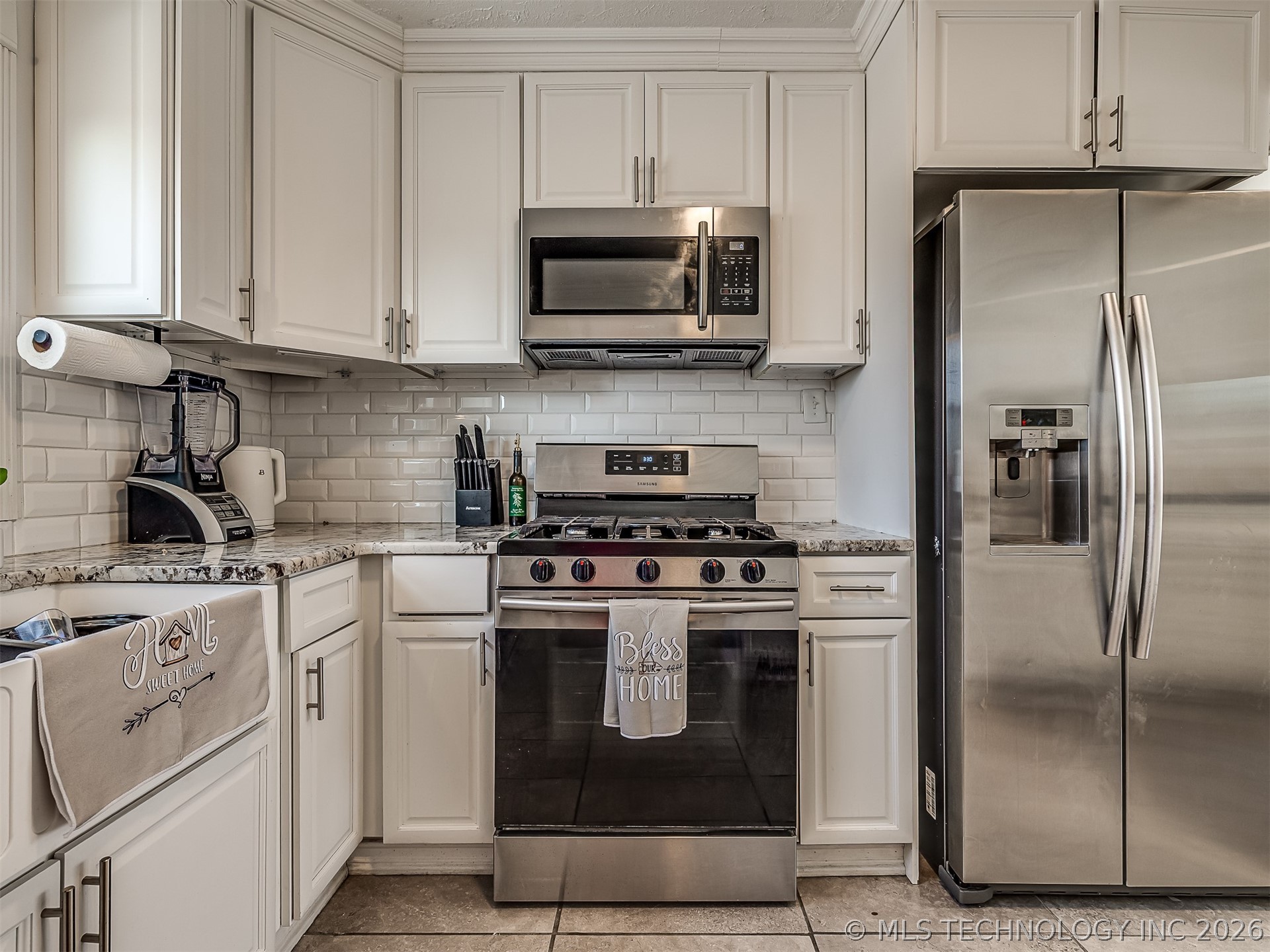 1407 E 52nd Place Property Photo 11