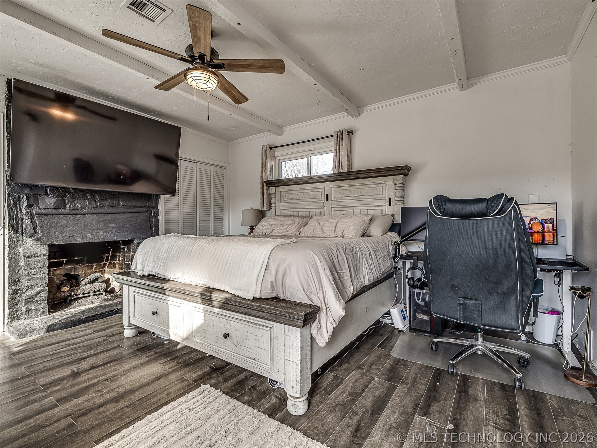 1407 E 52nd Place Property Photo 13