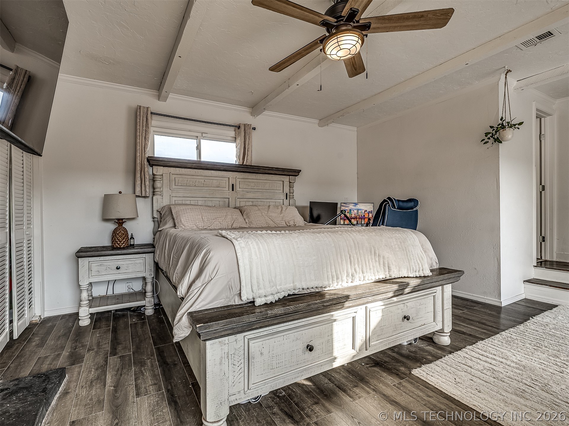 1407 E 52nd Place Property Photo 14