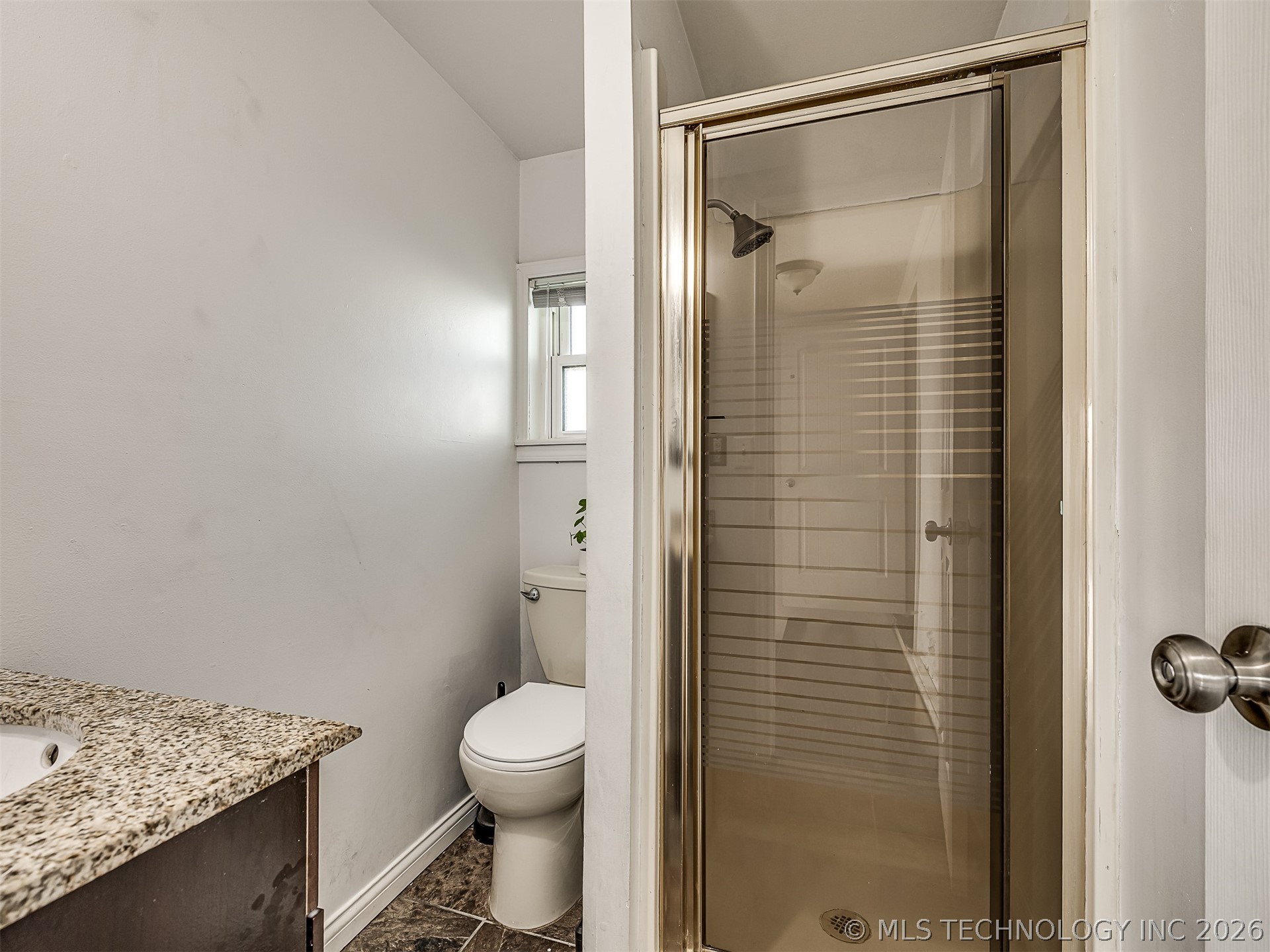 1407 E 52nd Place Property Photo 17