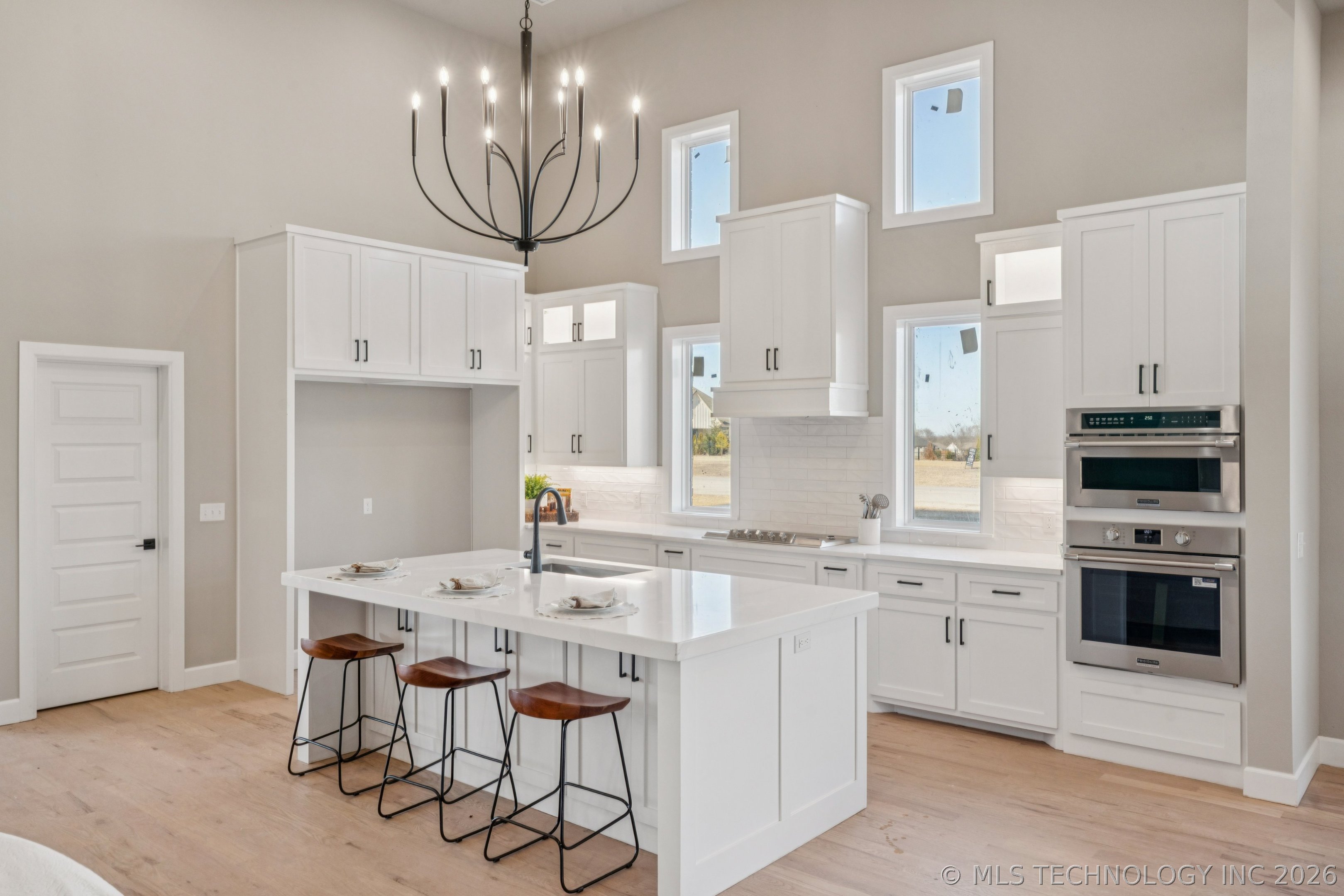 30923 E 68th Street S Property Photo 11