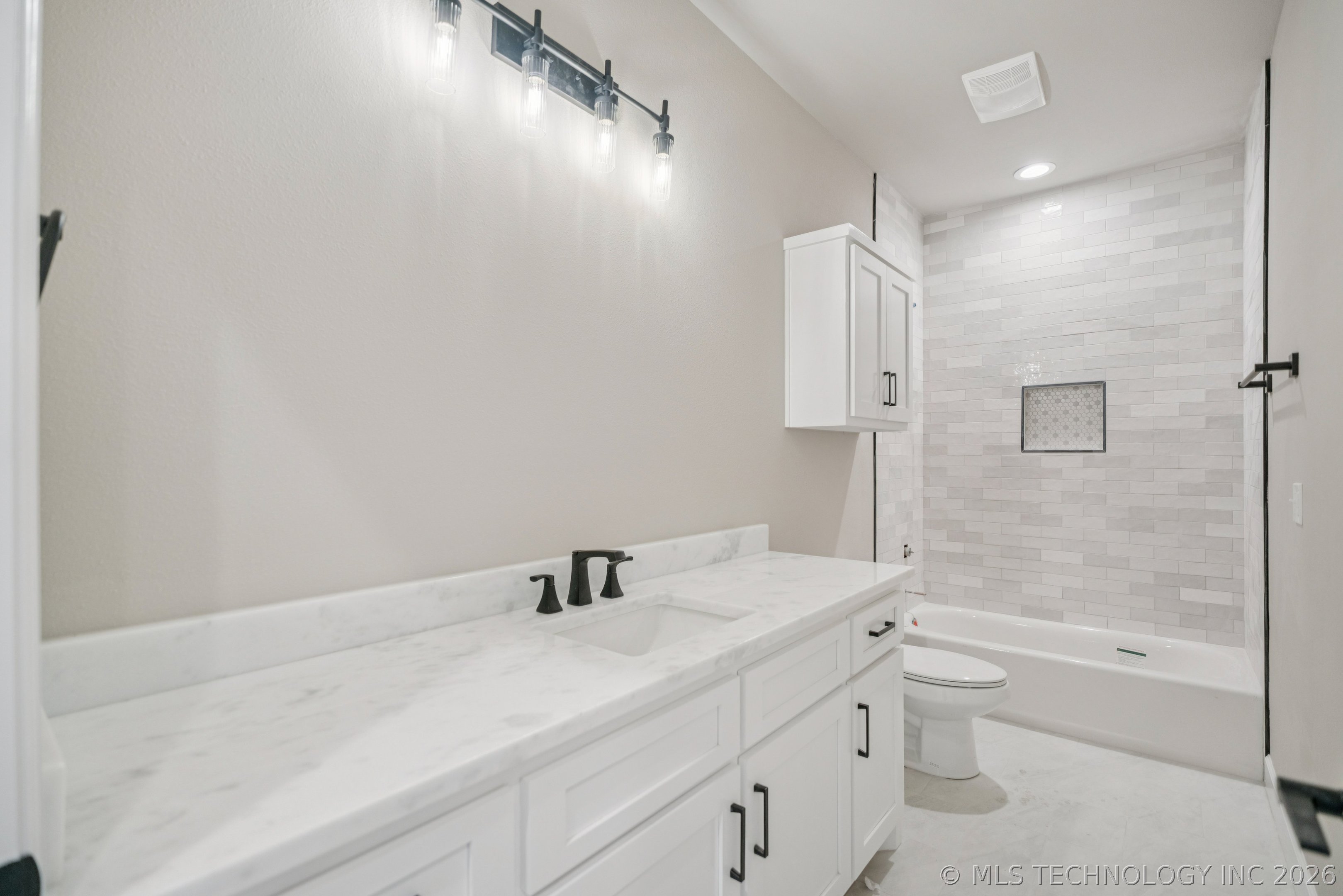 30923 E 68th Street S Property Photo 24