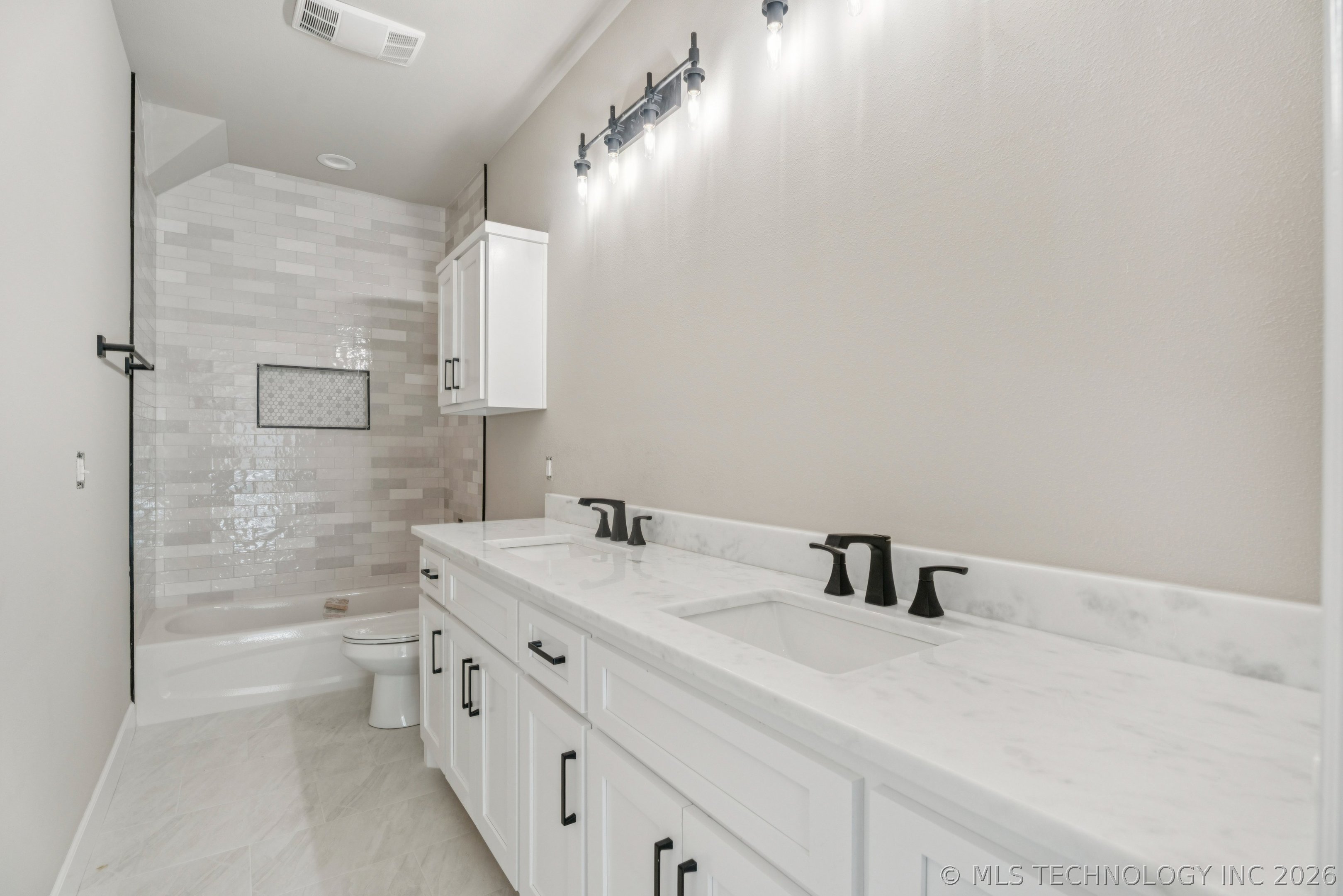 30923 E 68th Street S Property Photo 35