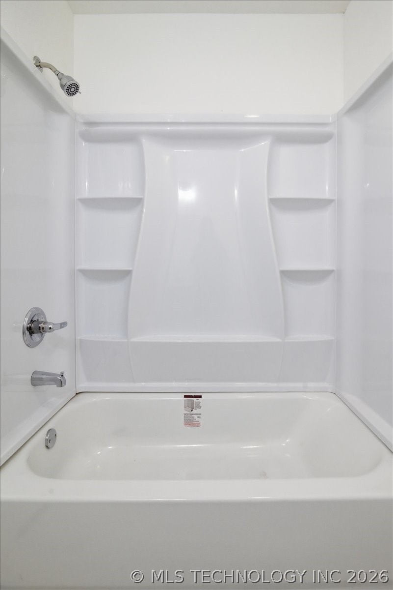 1501 W Elm Street Property Photo 18