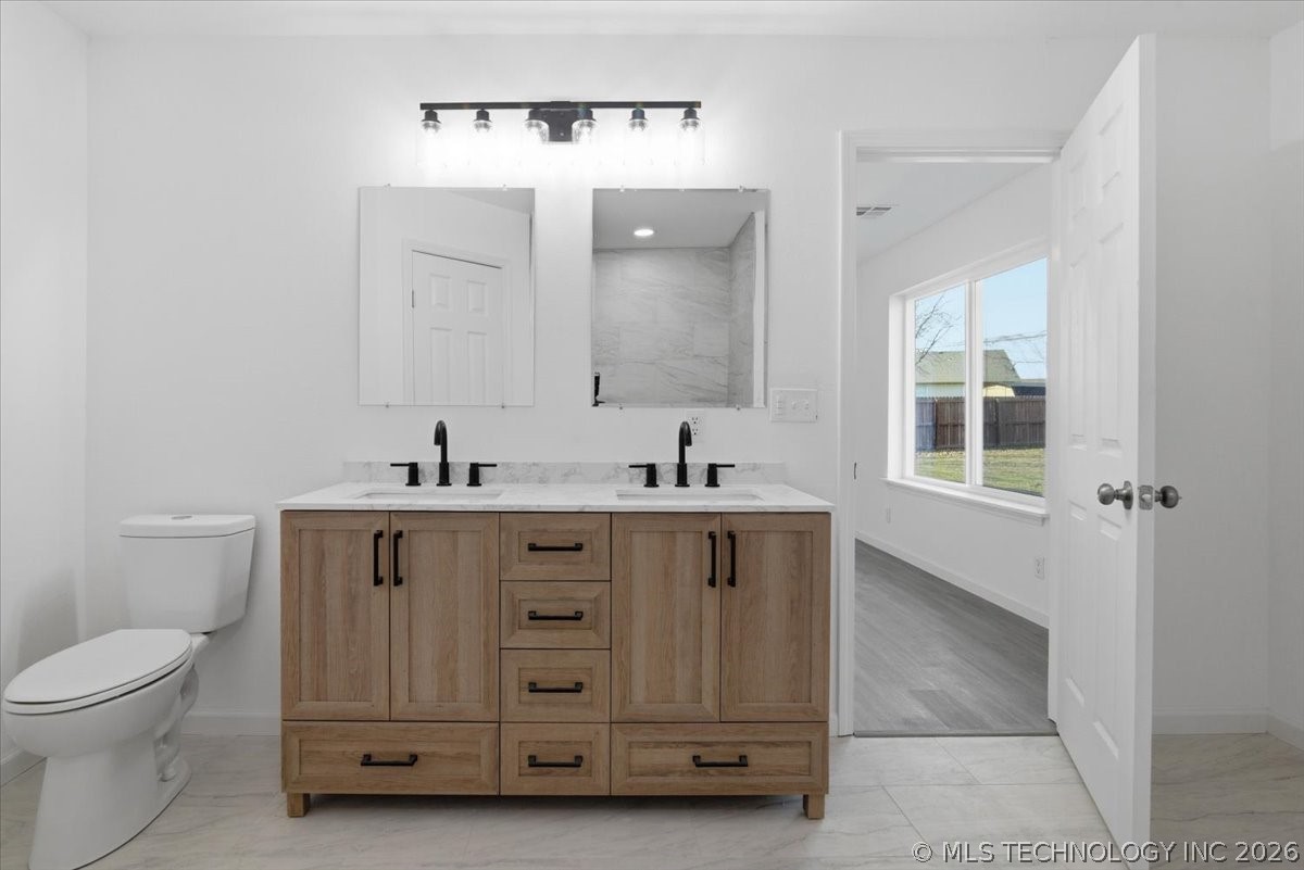 1501 W Elm Street Property Photo 24