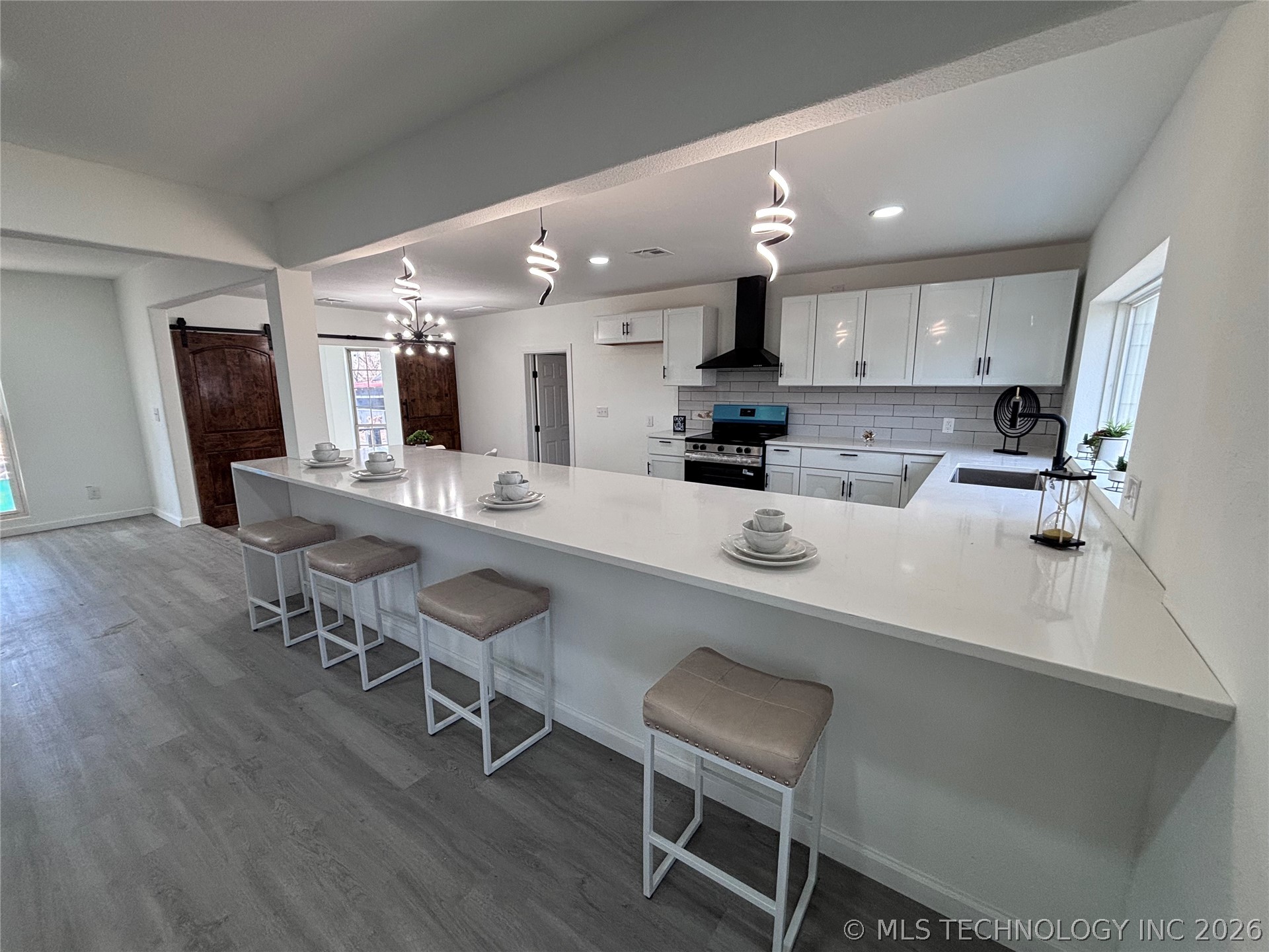 1760 S 79th East Avenue Property Photo 11