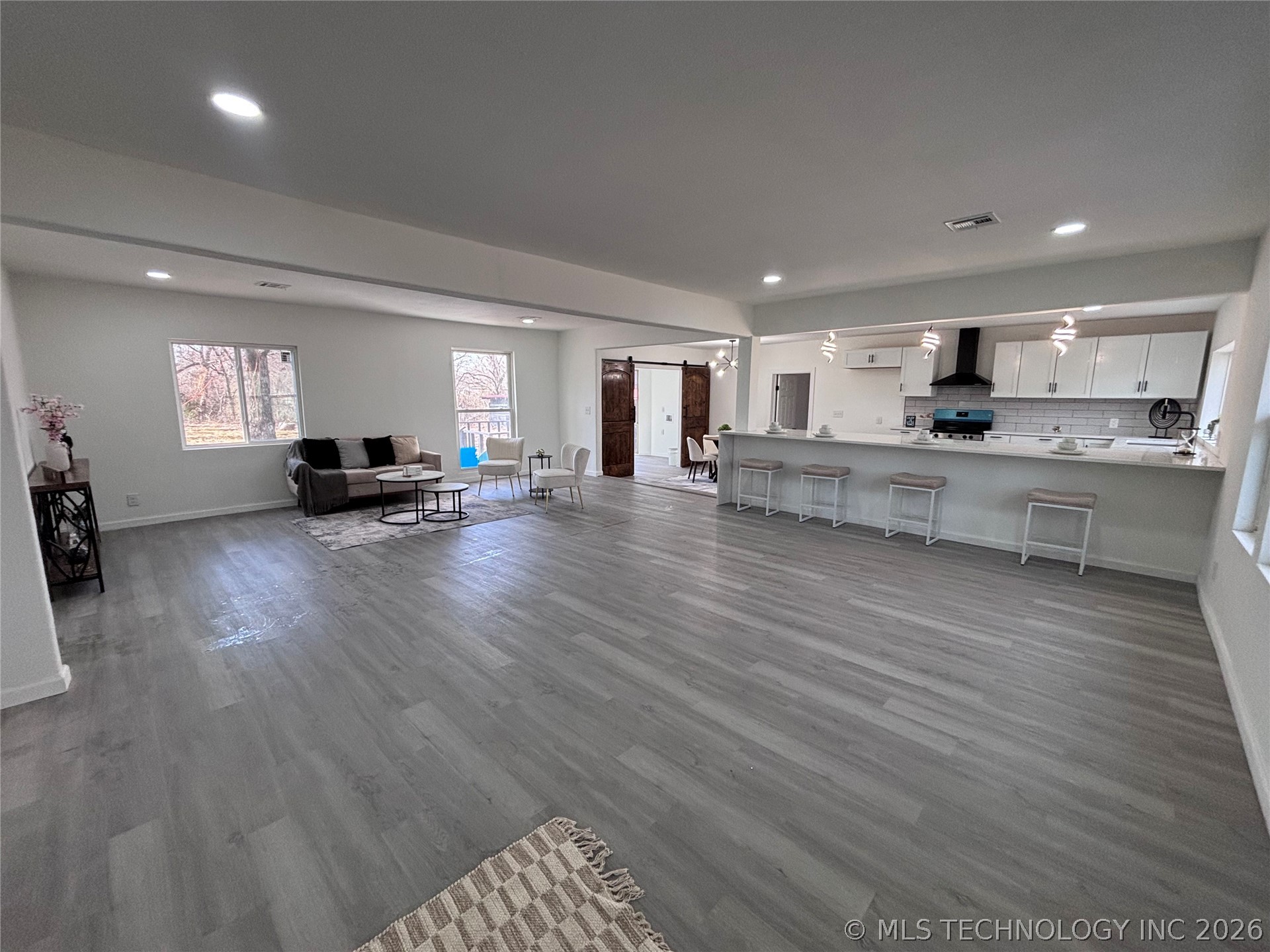 1760 S 79th East Avenue Property Photo 15