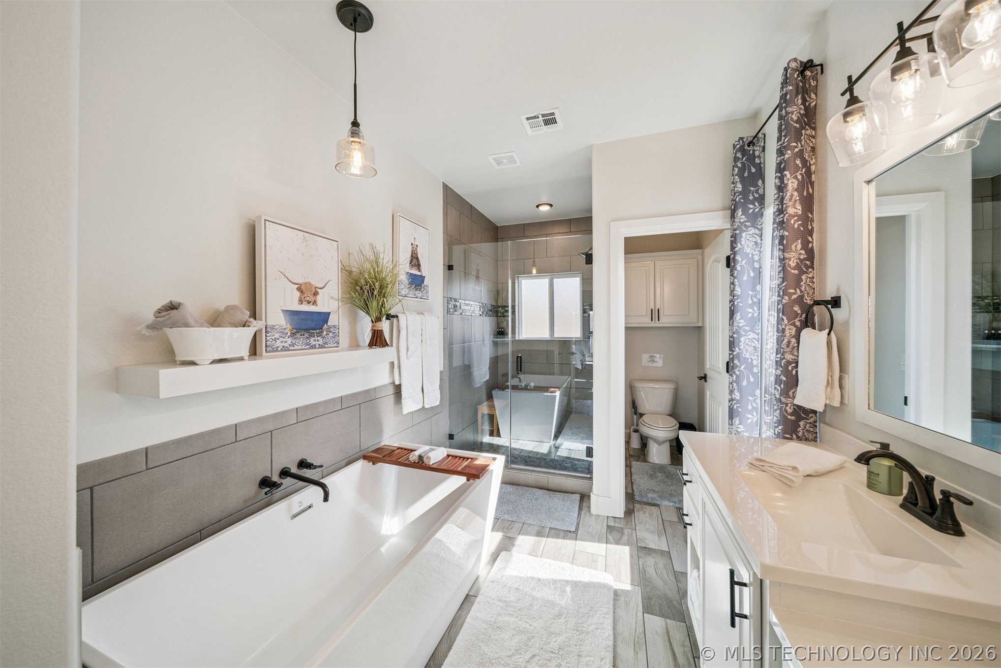 15040 Scenic Circle Property Photo 41