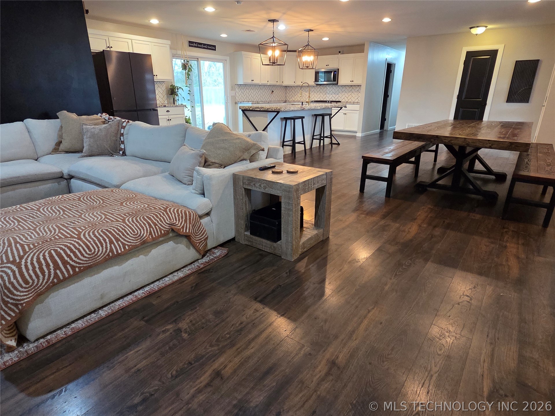 8523 E 121st Street S Property Photo 4