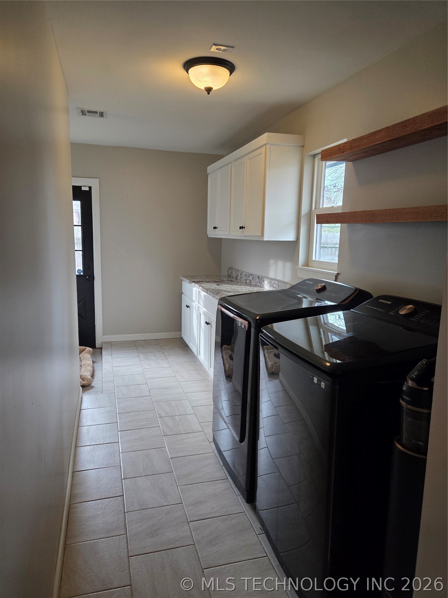 8523 E 121st Street S Property Photo 12