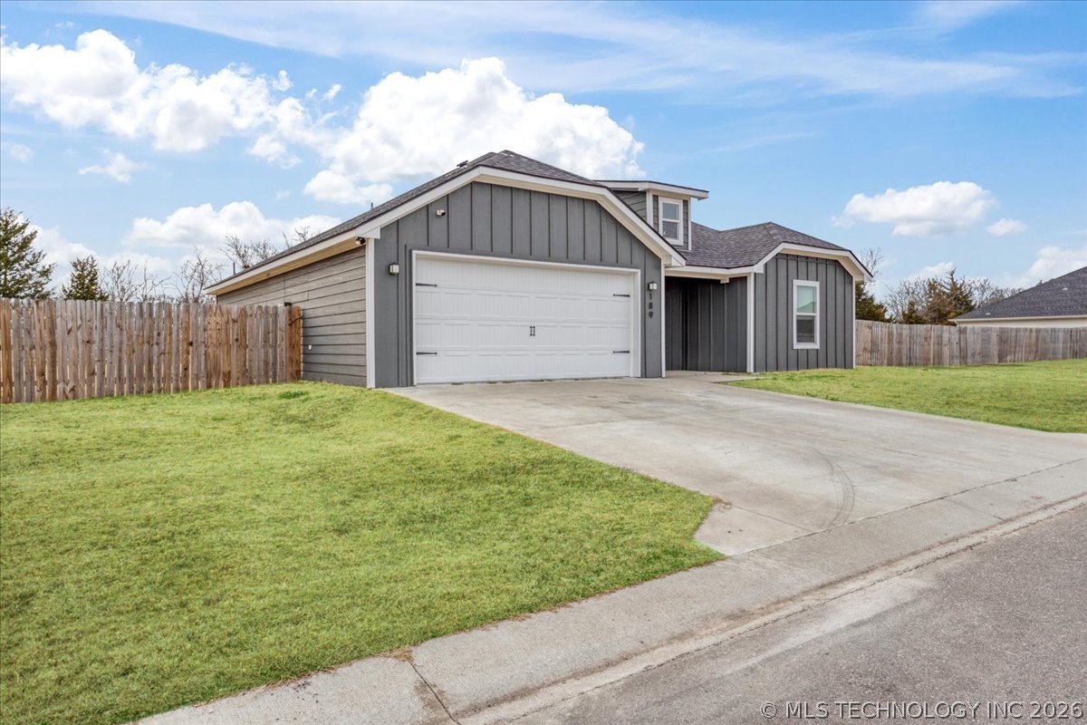 189 Kat's Avenue Property Photo 3