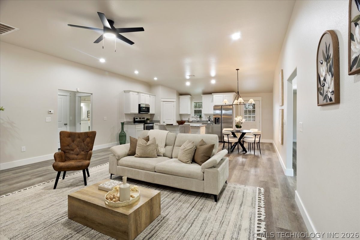 189 Kat's Avenue Property Photo 5