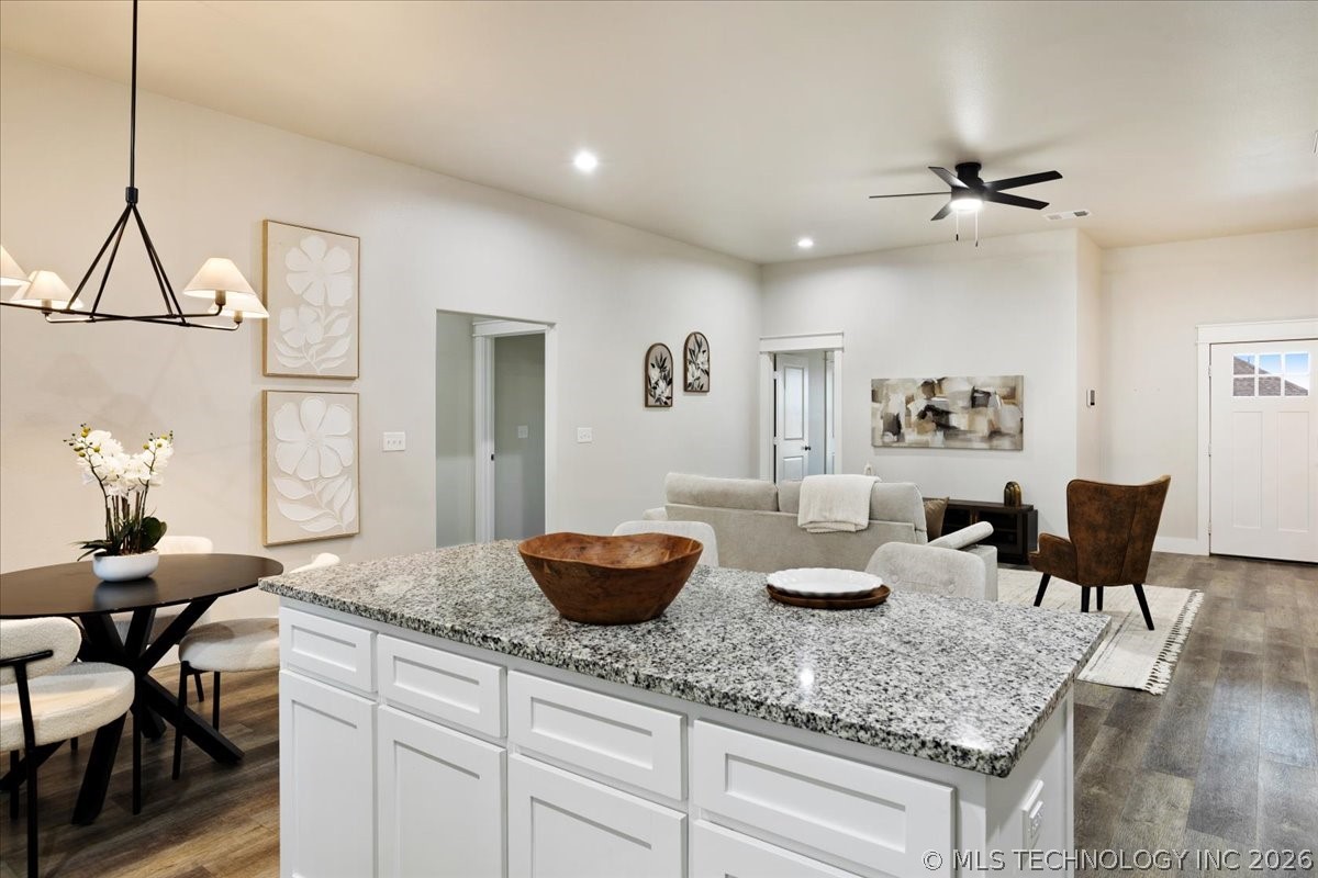 189 Kat's Avenue Property Photo 12