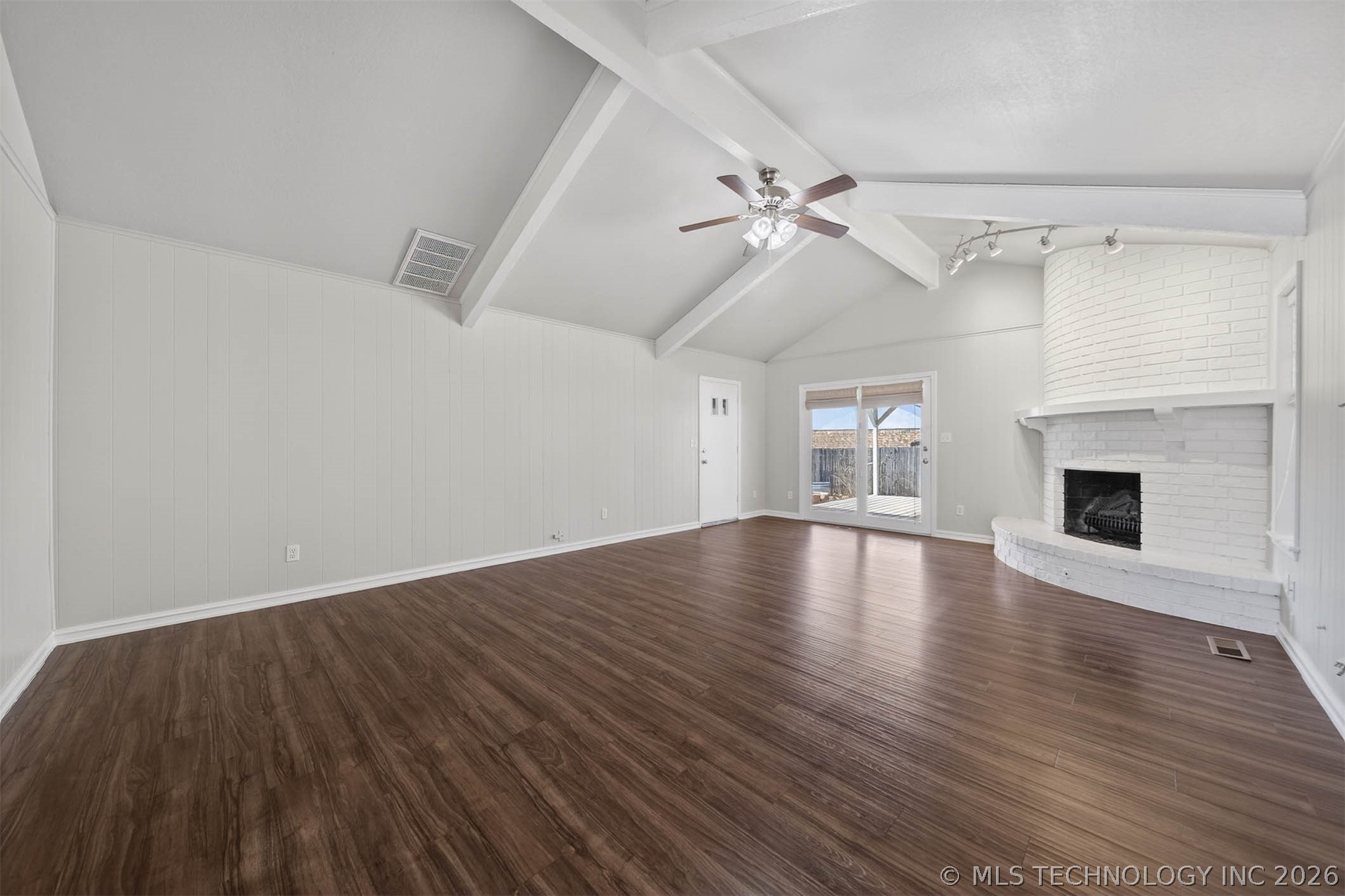 1108 S Poplar Avenue Property Photo 14