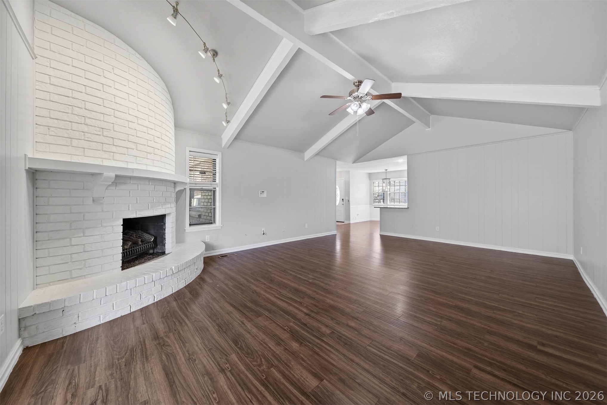 1108 S Poplar Avenue Property Photo 16