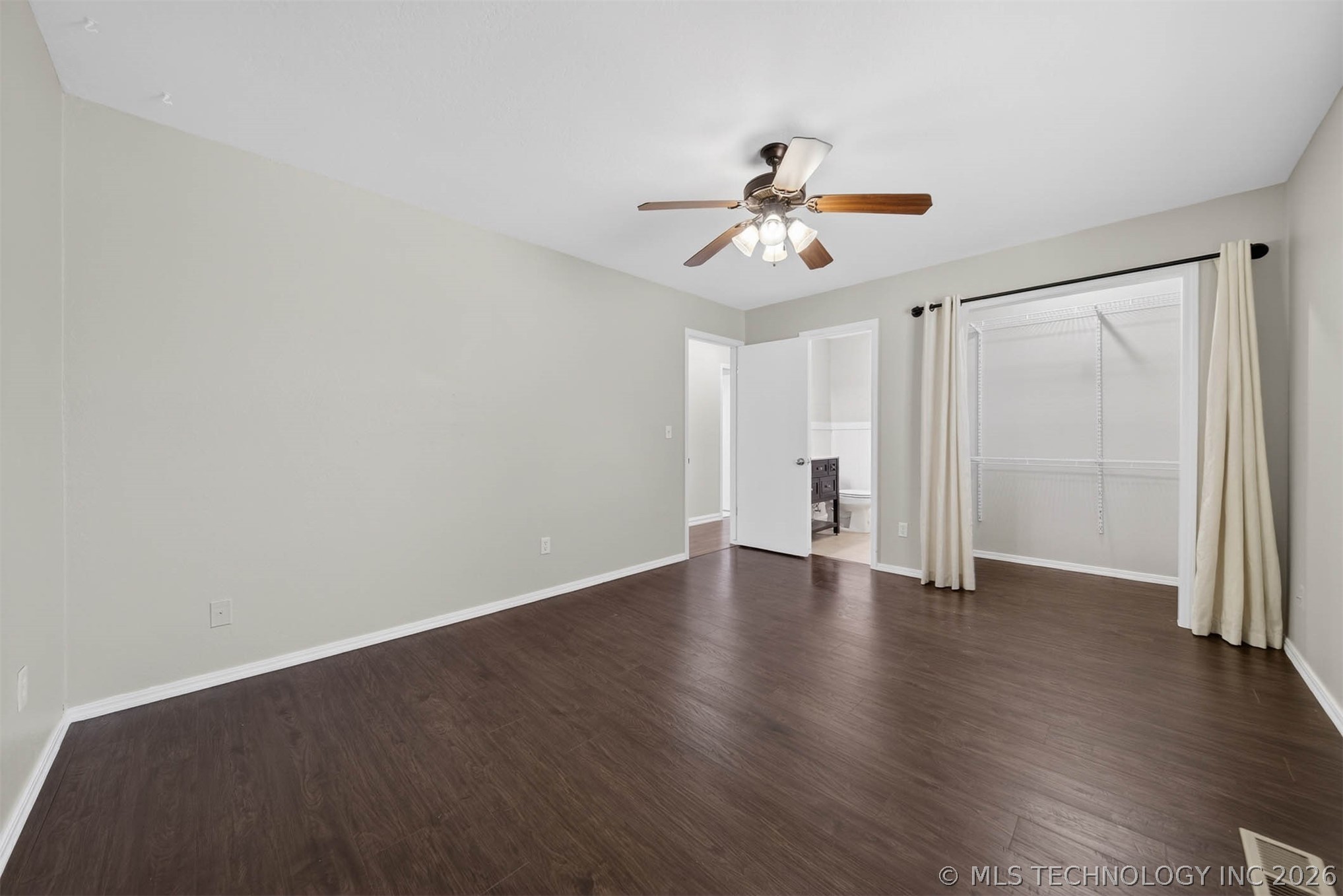 1108 S Poplar Avenue Property Photo 20