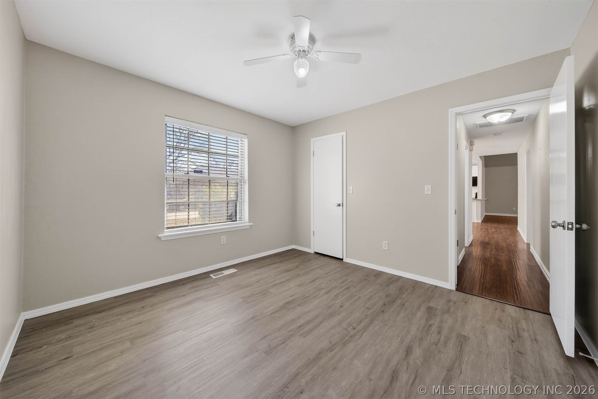 1108 S Poplar Avenue Property Photo 28
