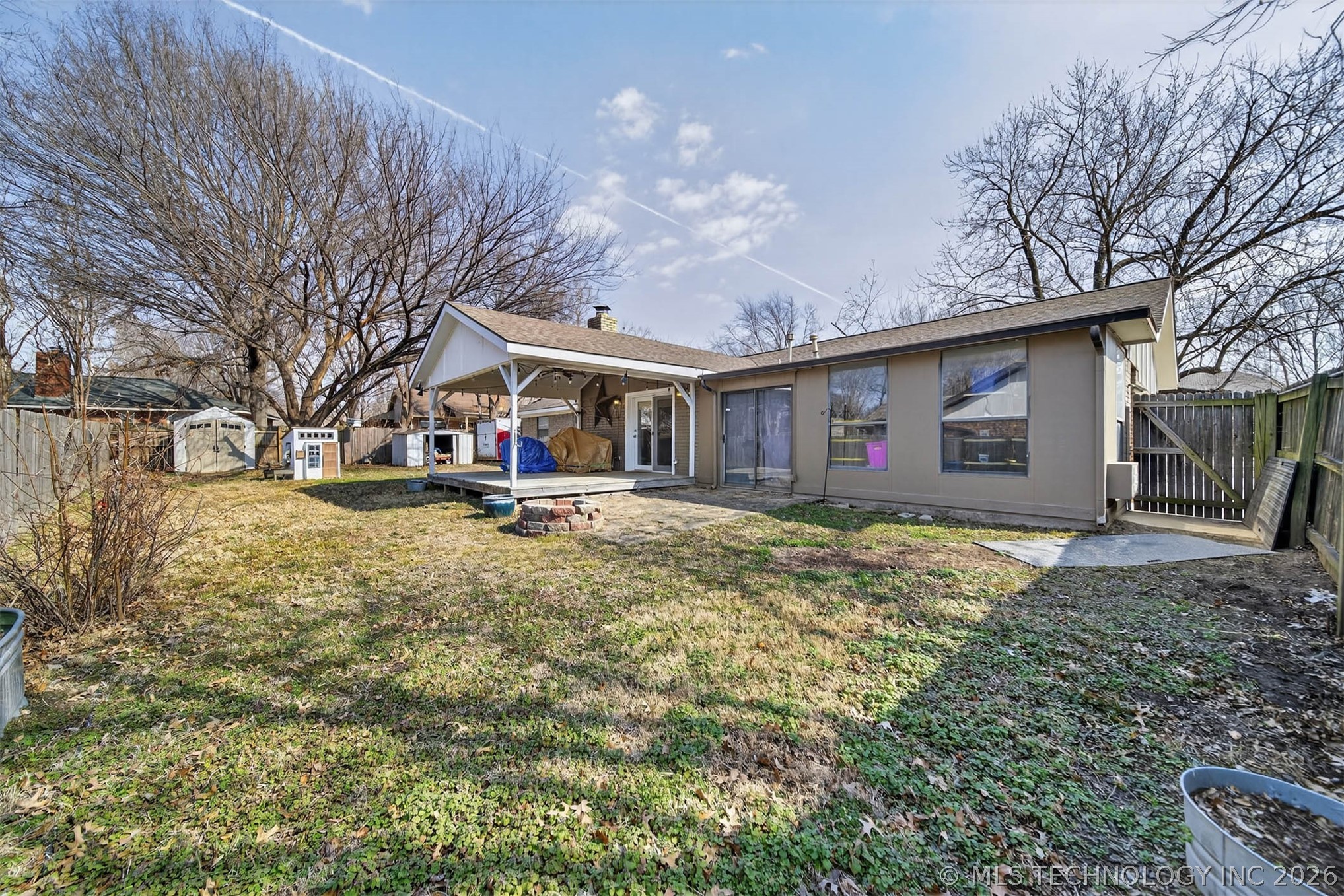 1108 S Poplar Avenue Property Photo 32