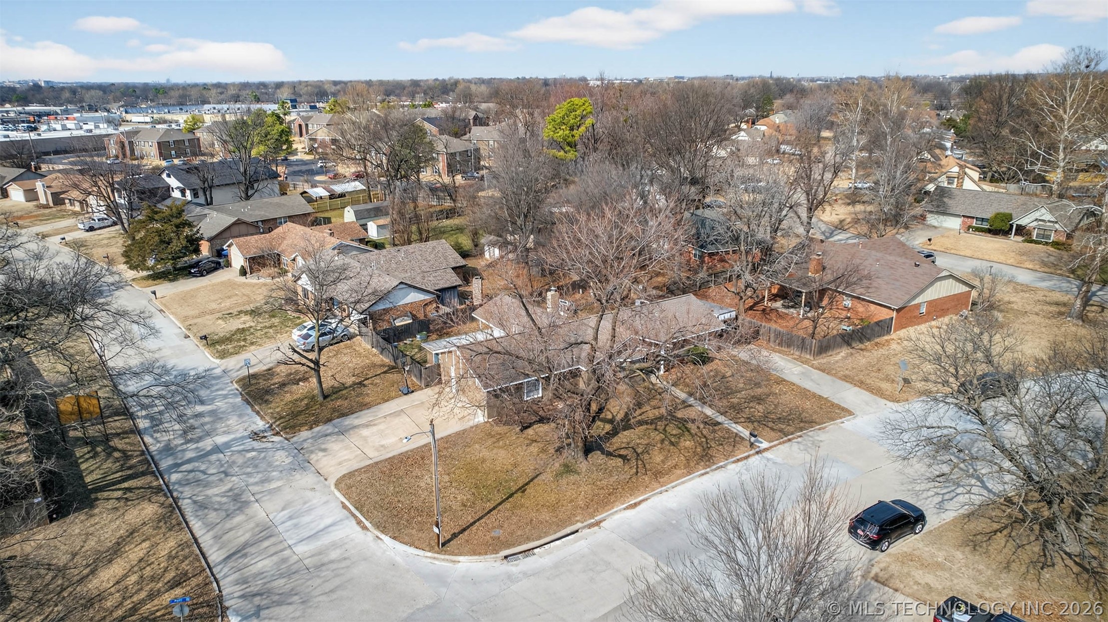 1108 S Poplar Avenue Property Photo 40