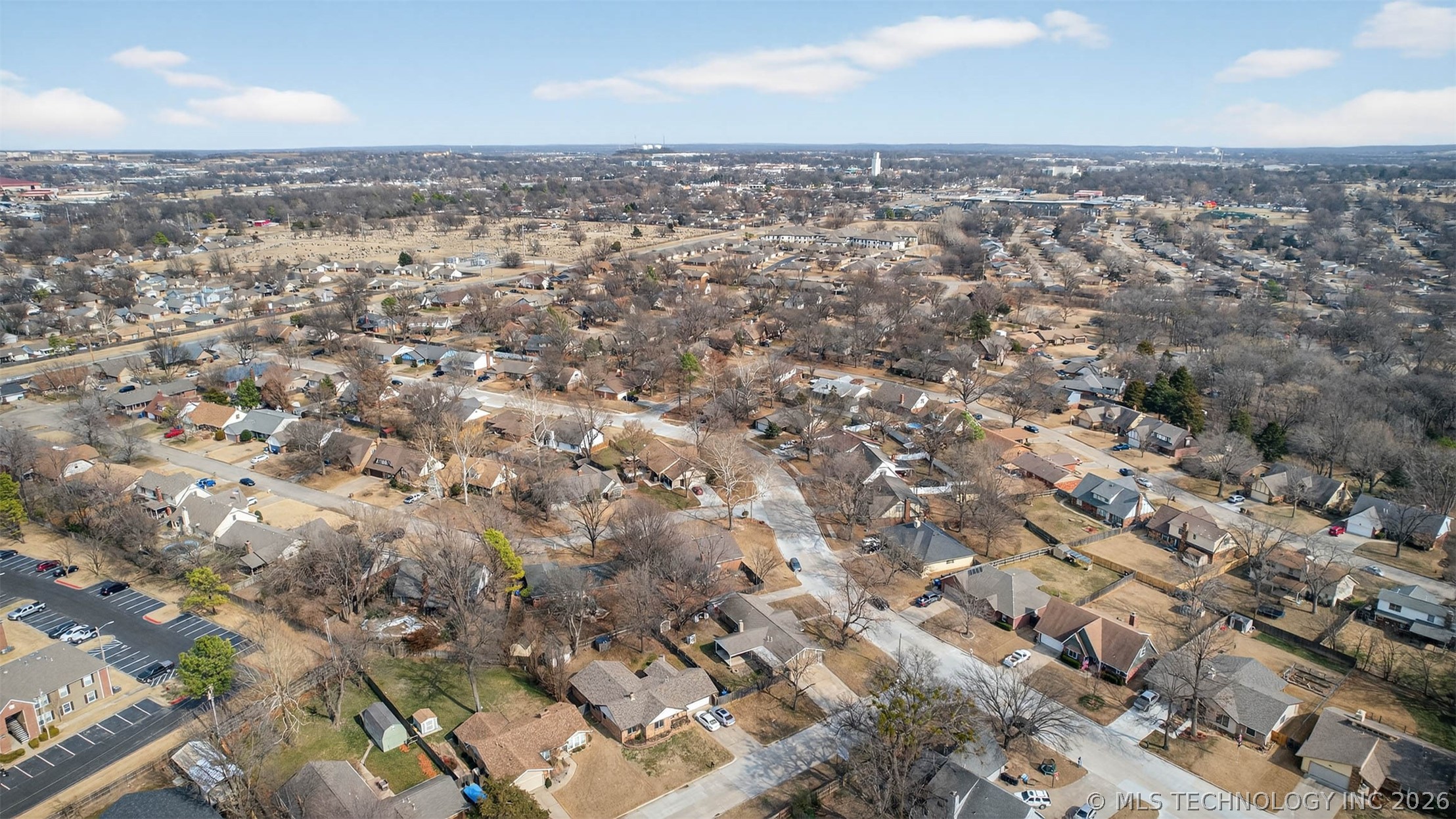 1108 S Poplar Avenue Property Photo 43