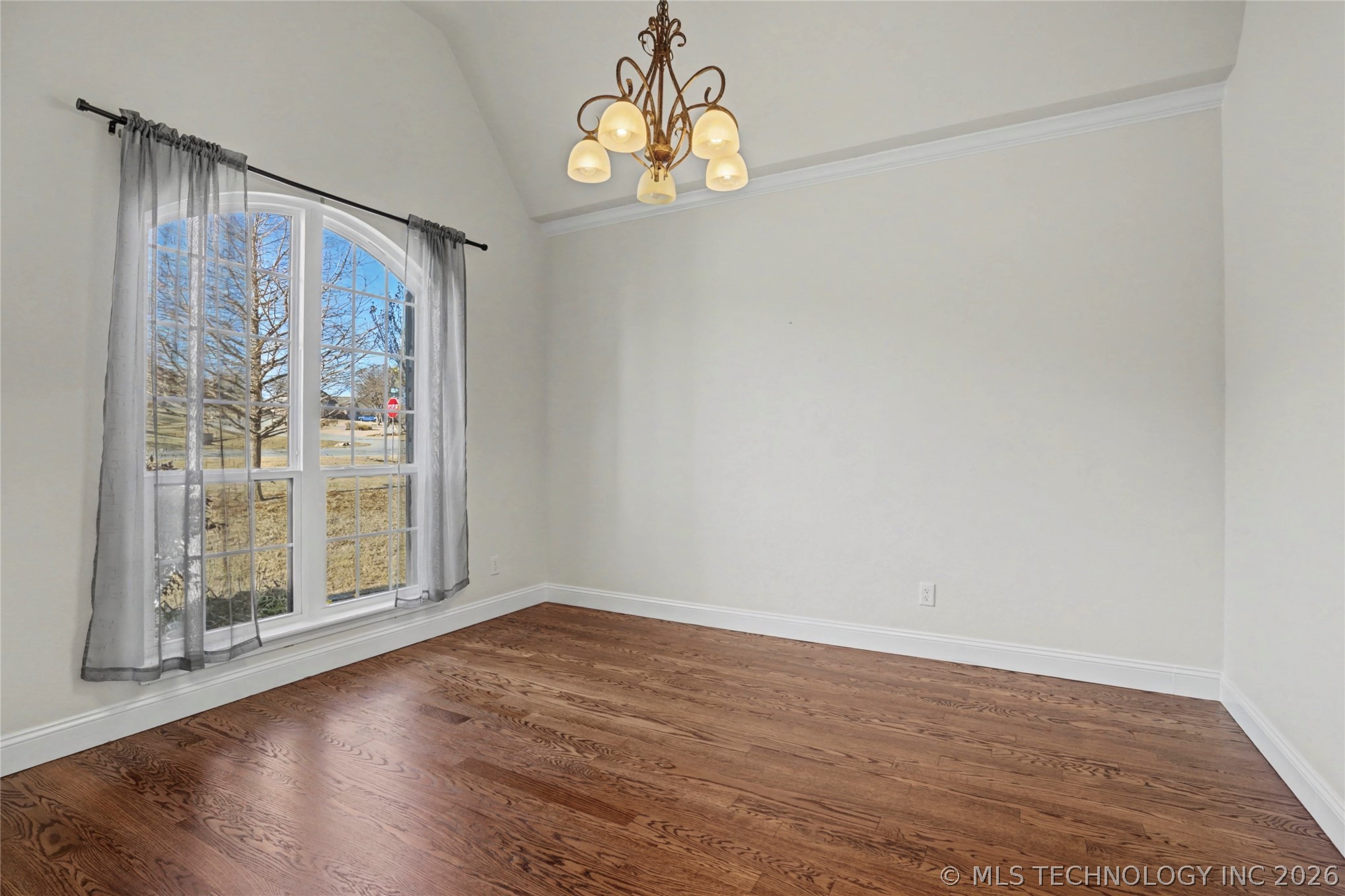 12525 Longhorn Court Property Photo 5