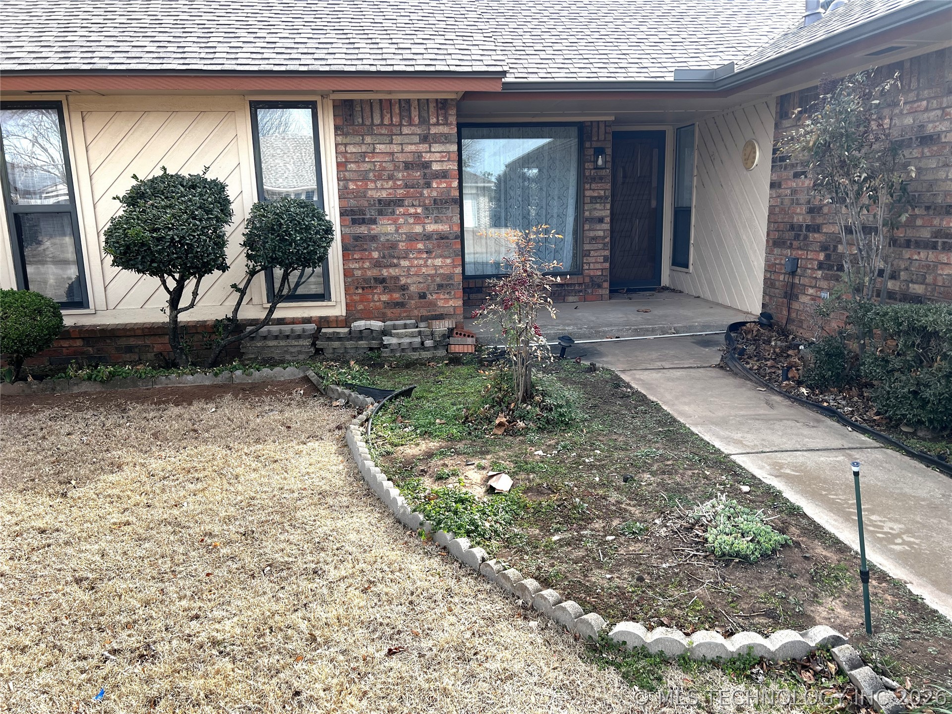 6212 Se 56th Street Property Photo 2