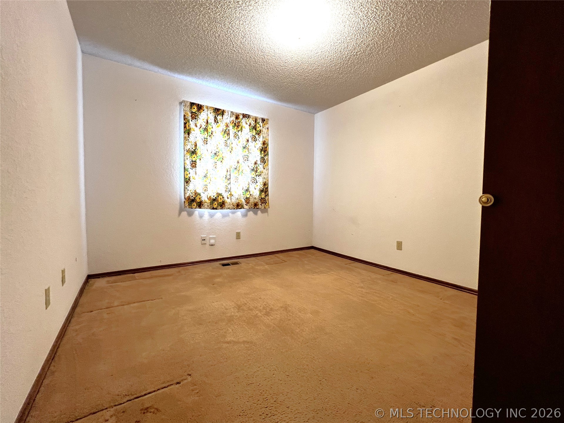 6212 Se 56th Street Property Photo 10