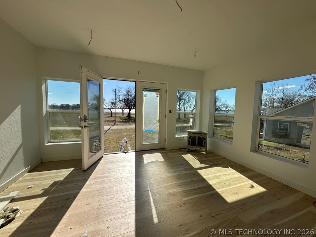 13870 Sherry Lane Property Photo 5