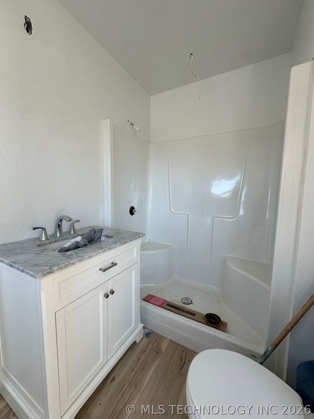 13870 Sherry Lane Property Photo 7