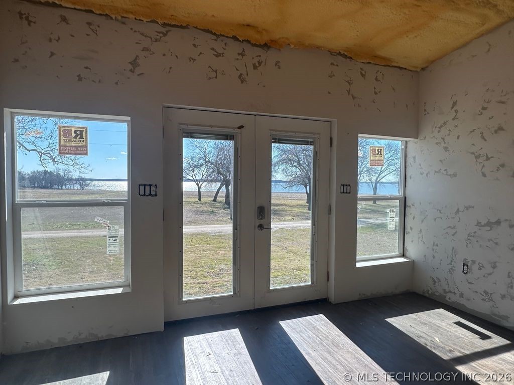 13870 Sherry Lane Property Photo 8