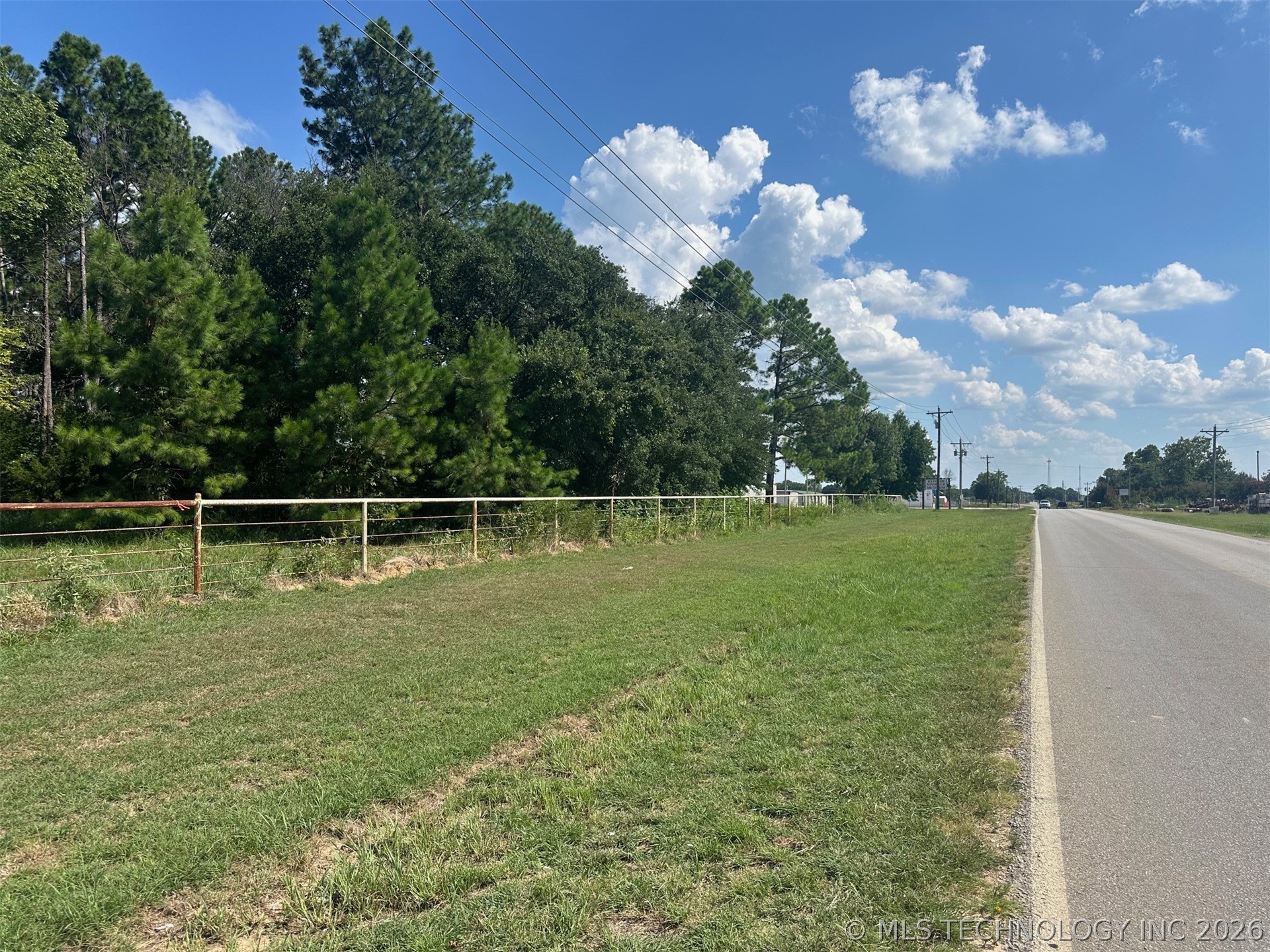 Enos Road Property Photo 3