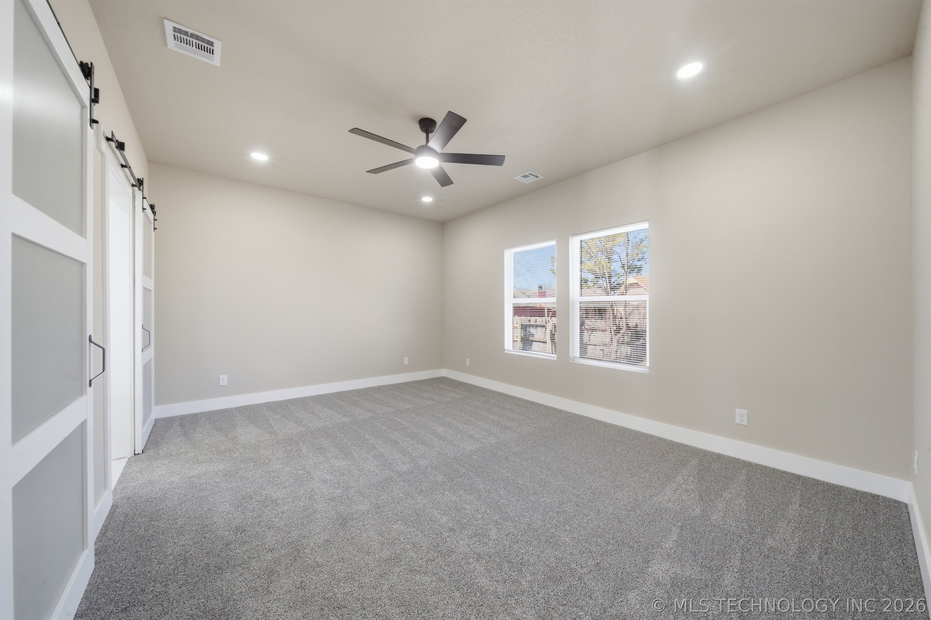 13801 E 32nd Street Property Photo 15