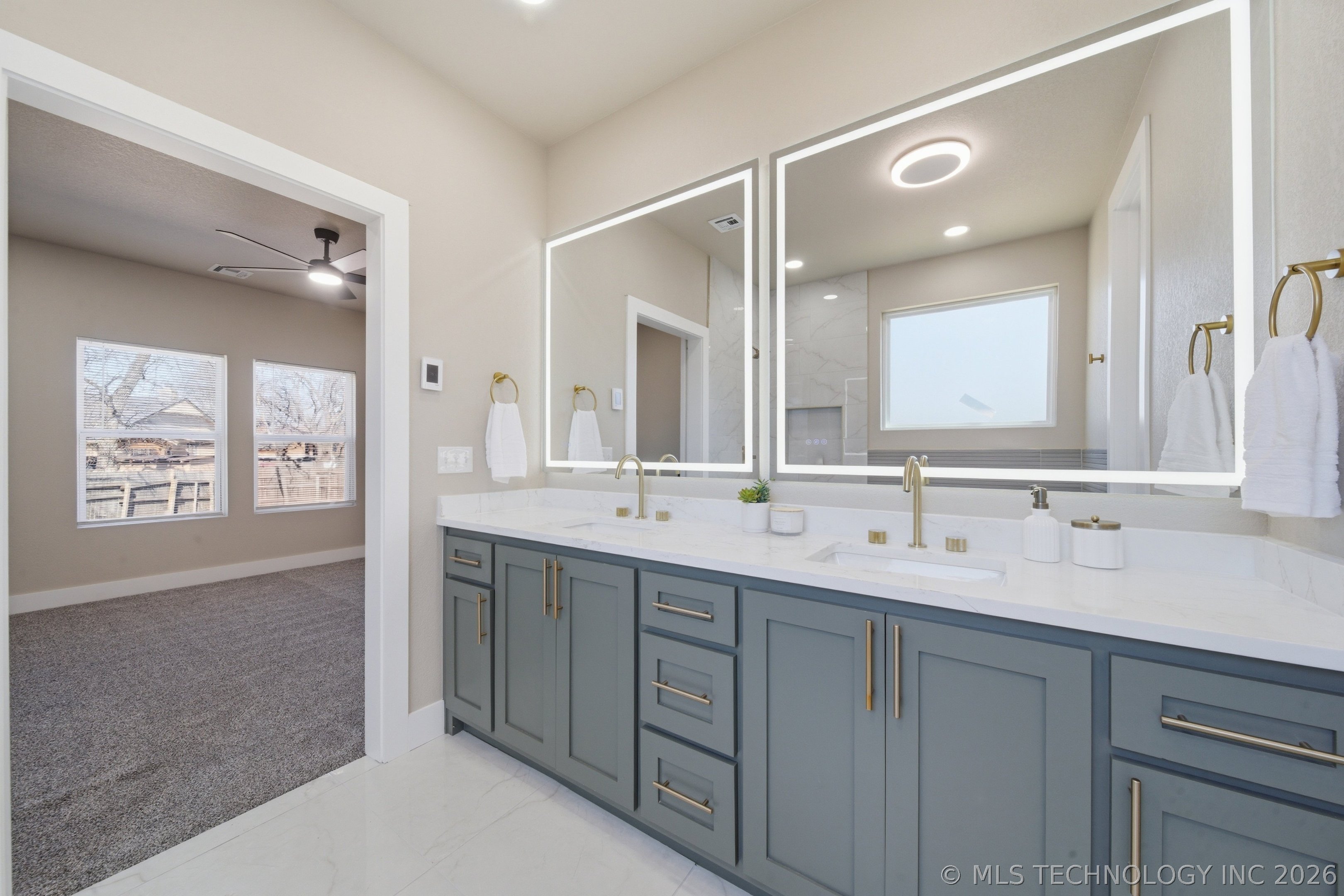 13801 E 32nd Street Property Photo 18